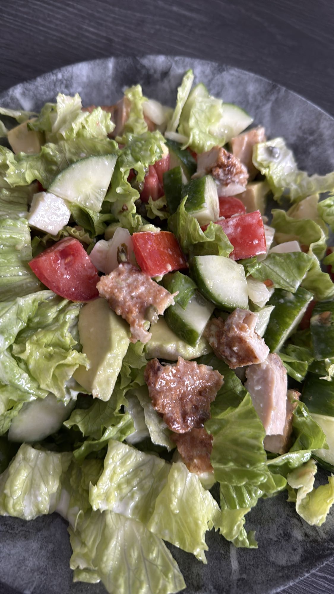 Salade poulet avocat