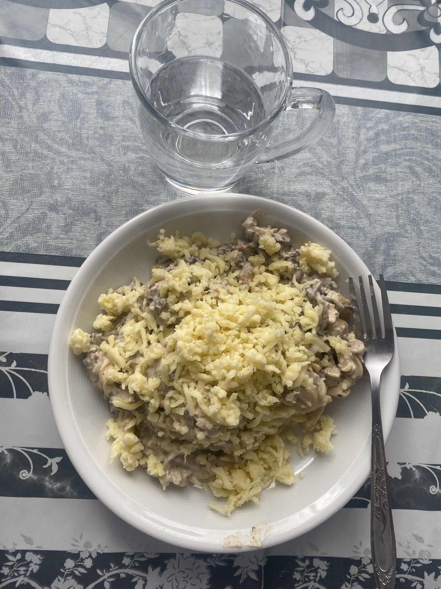 pasta con champiñones y queso