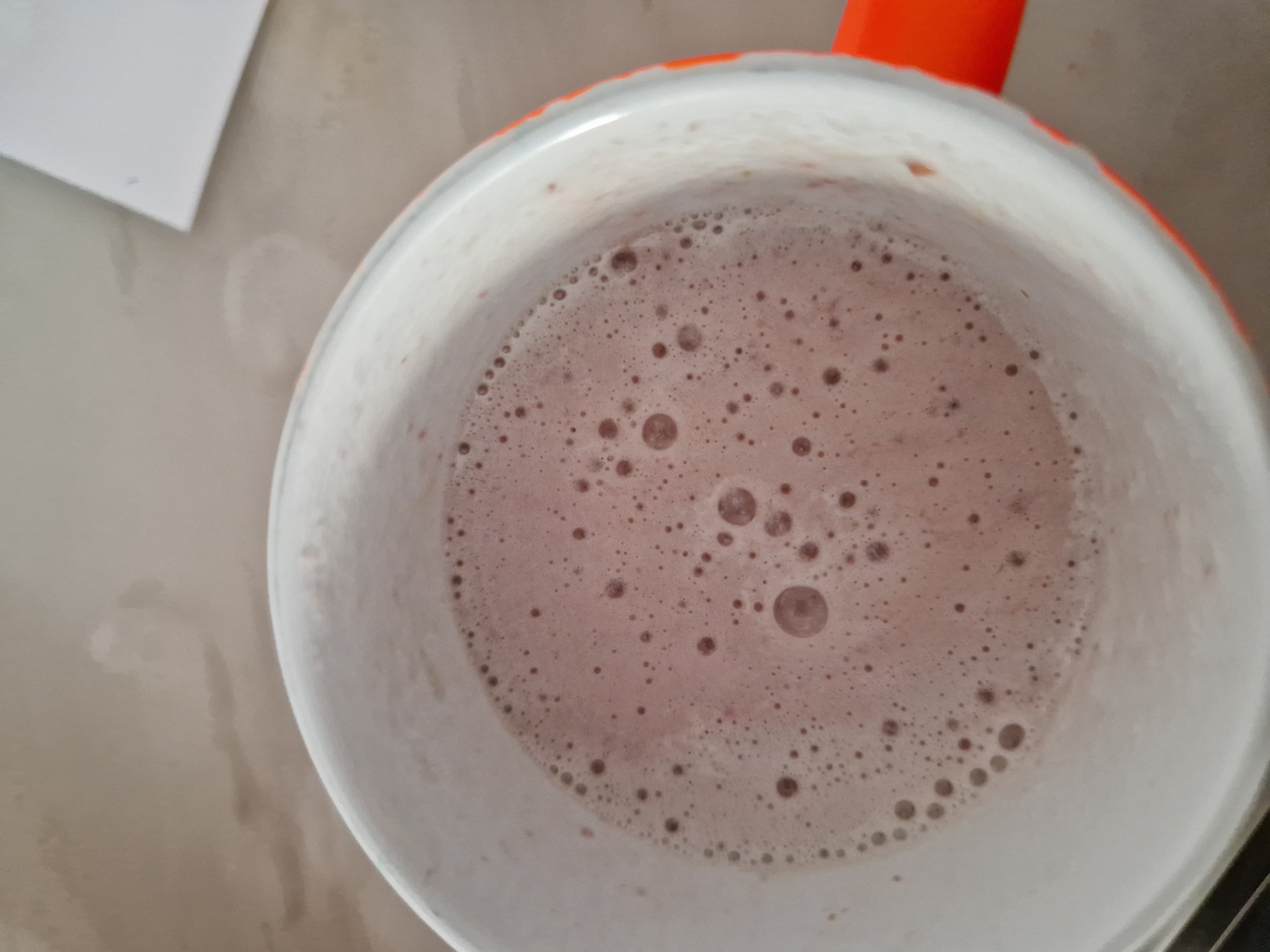 Aardbei melk smoothie