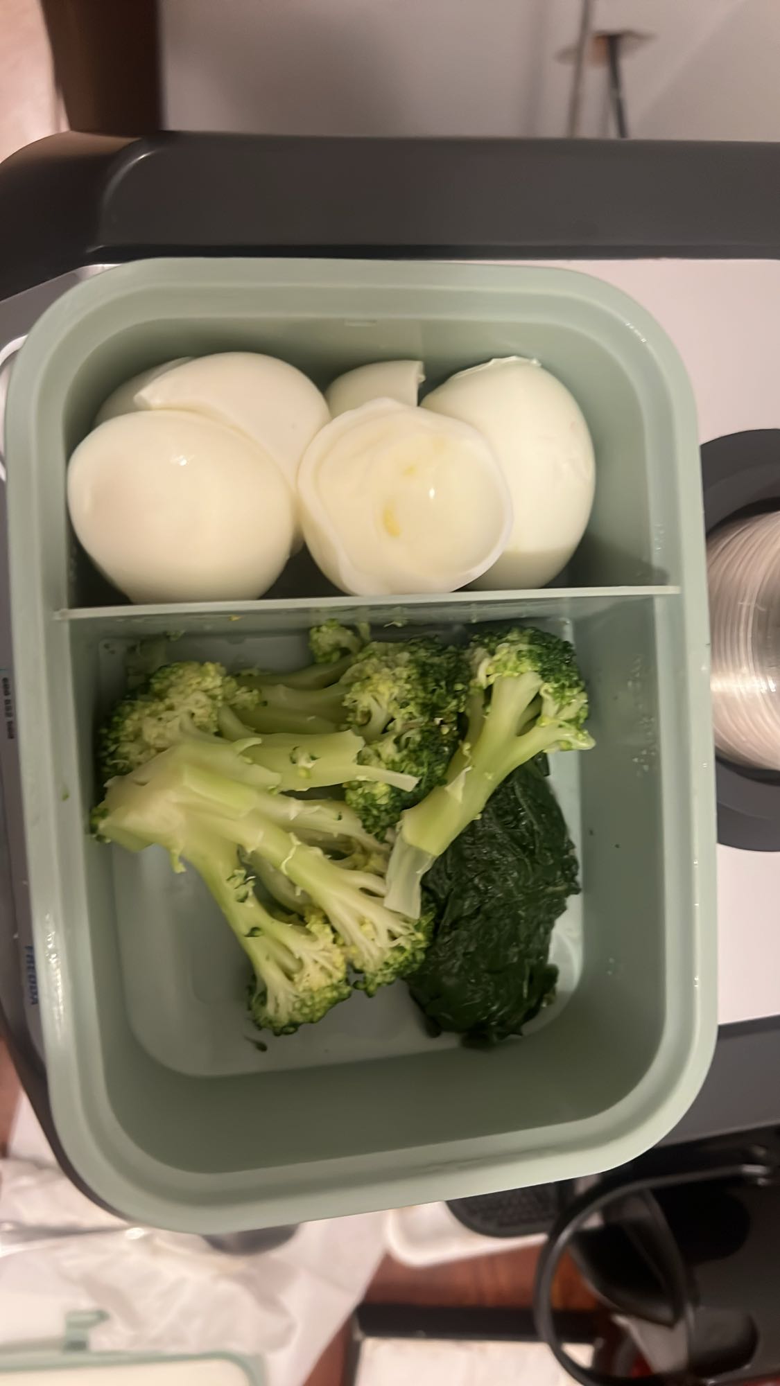 Yumurta ve Sebze Kutusu