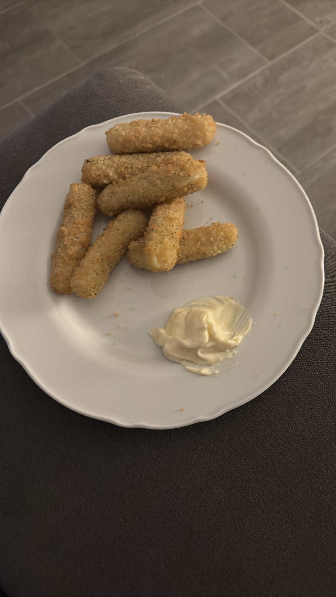 Mozzarella sticks & mayo