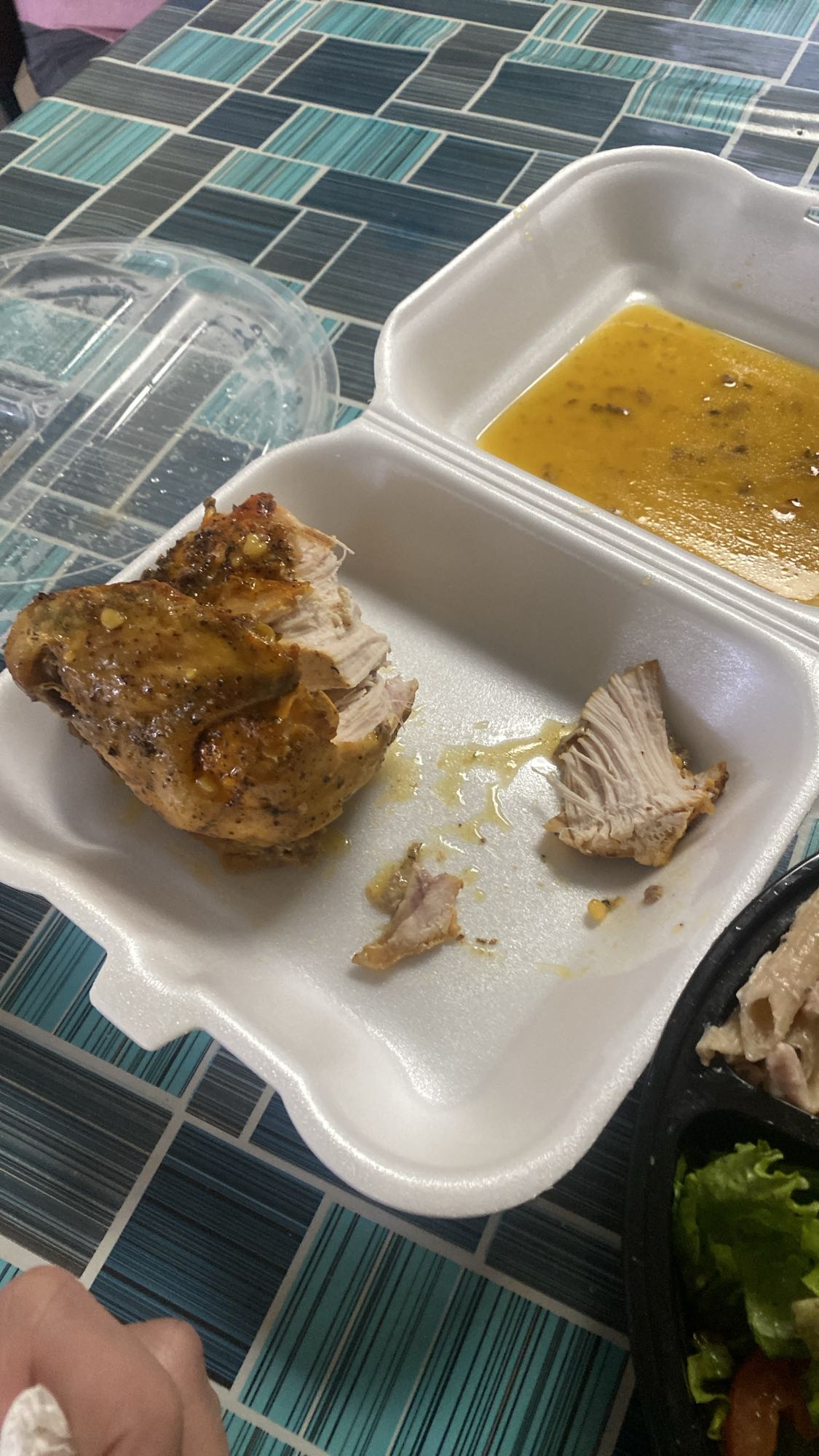 pollo asado con salsa