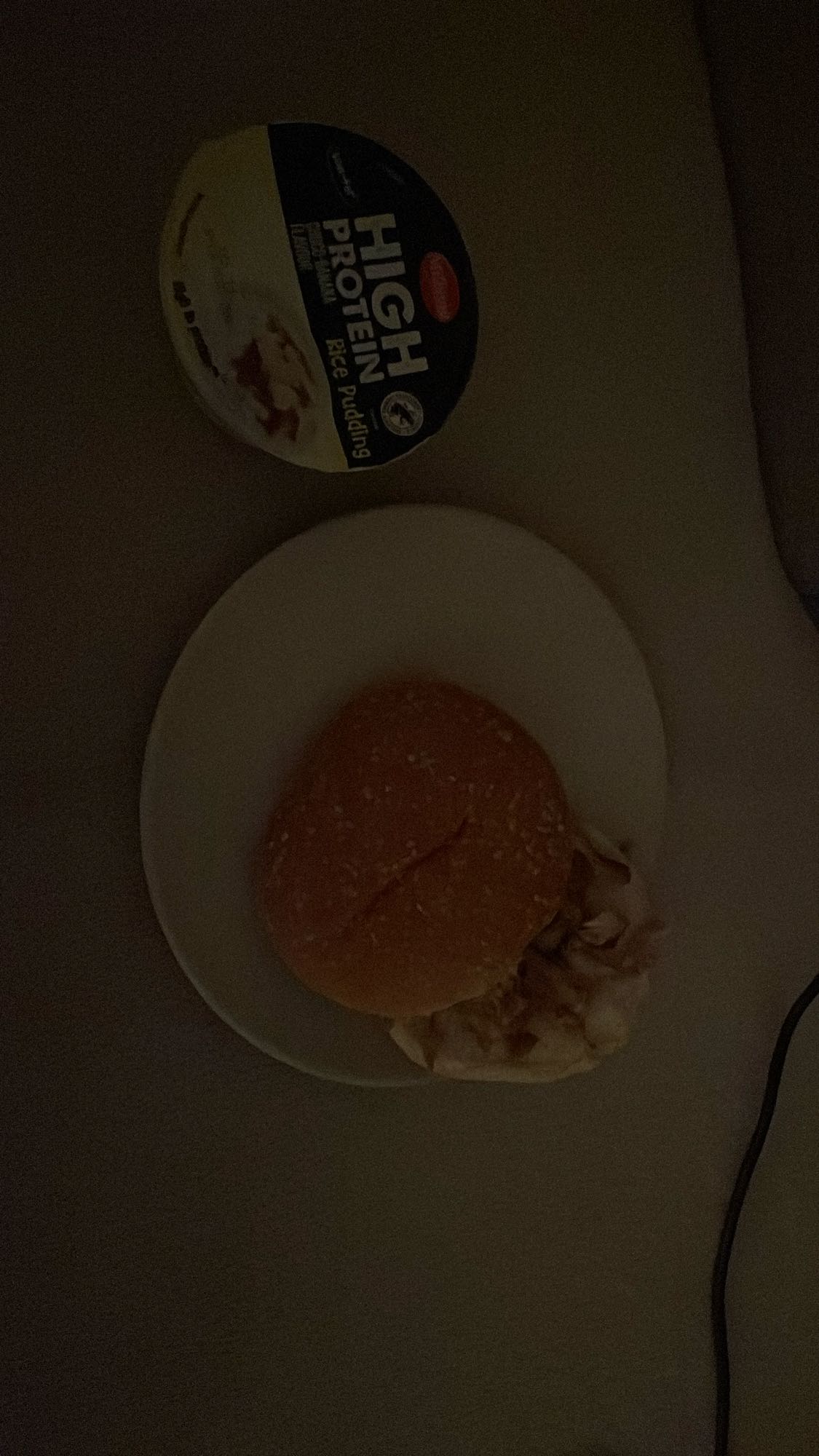 Sandviș cu pui și budincă