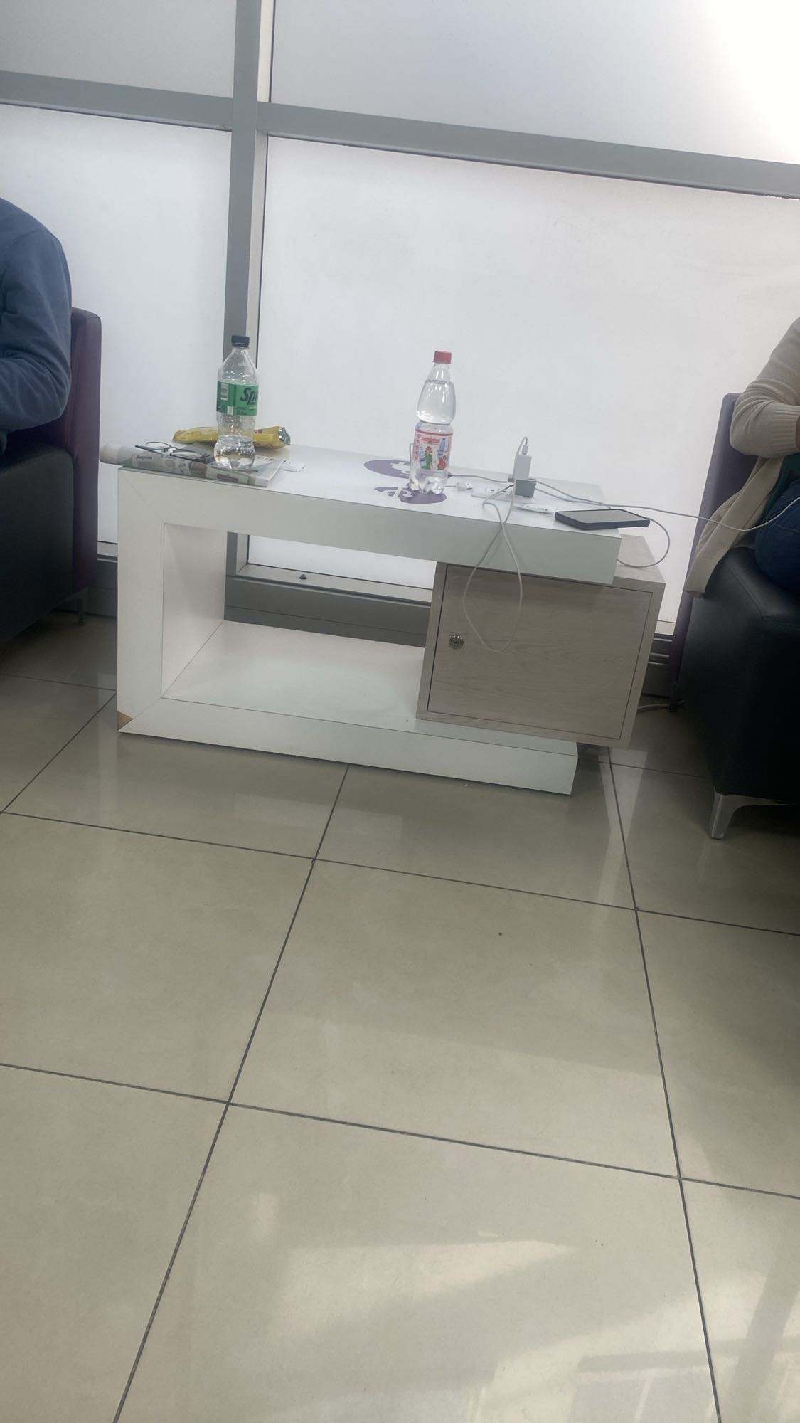 snack de bebidas y dulce