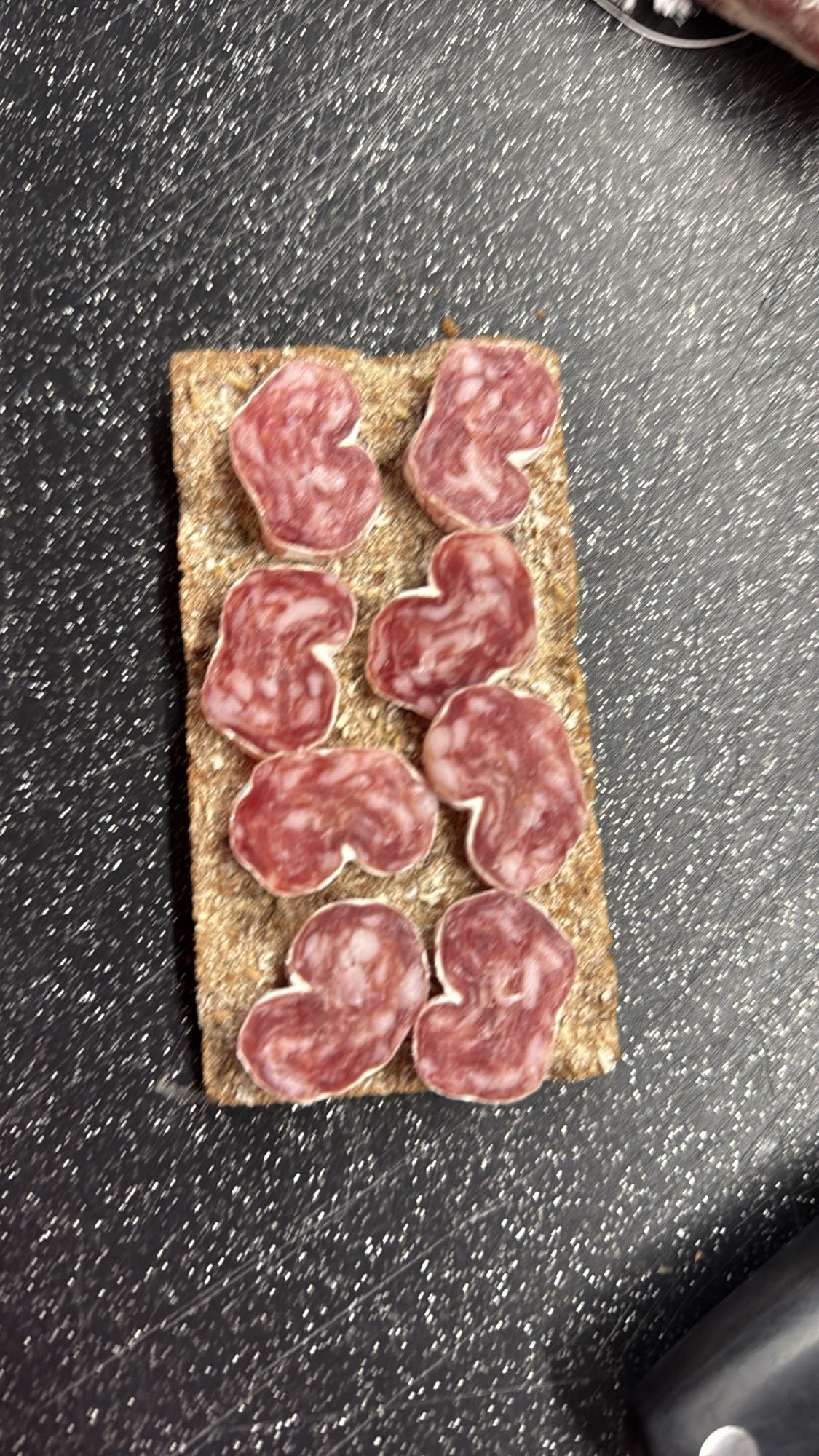 Chrupkie z salami