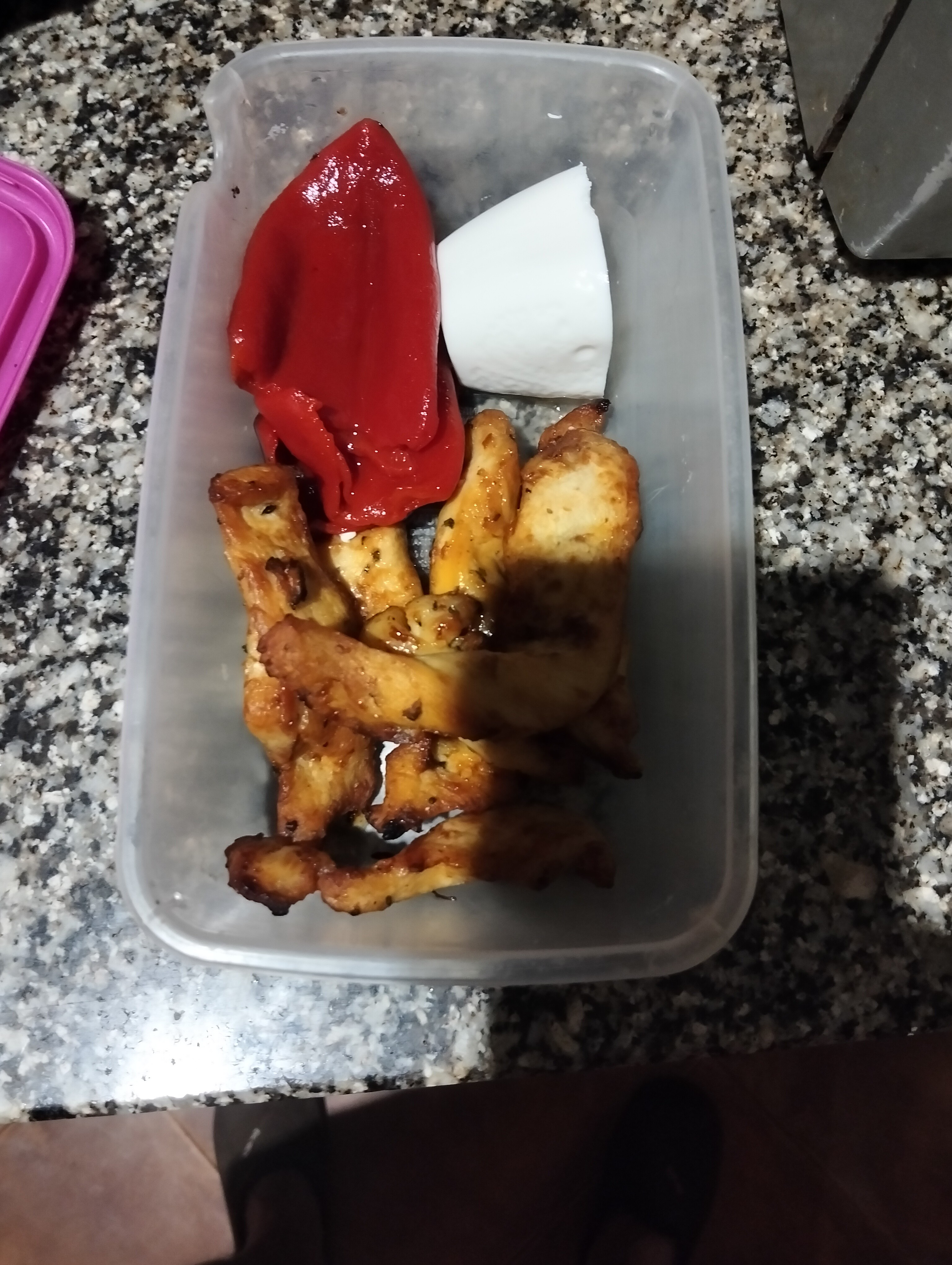 Pollo con pimiento y cebolla