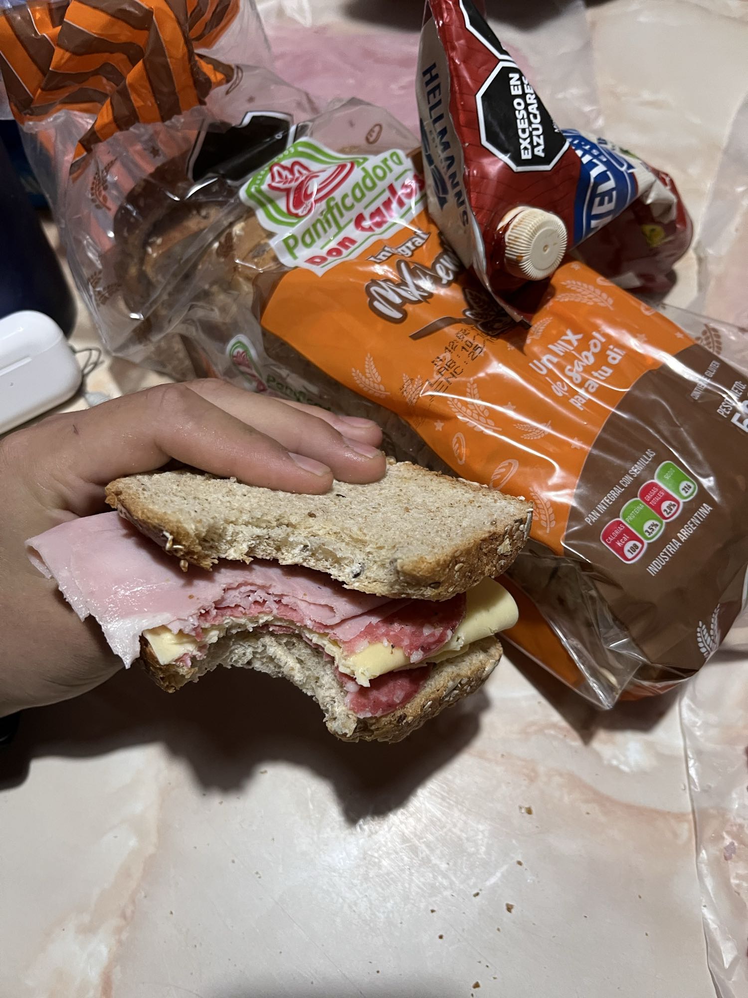 Sándwich mixto