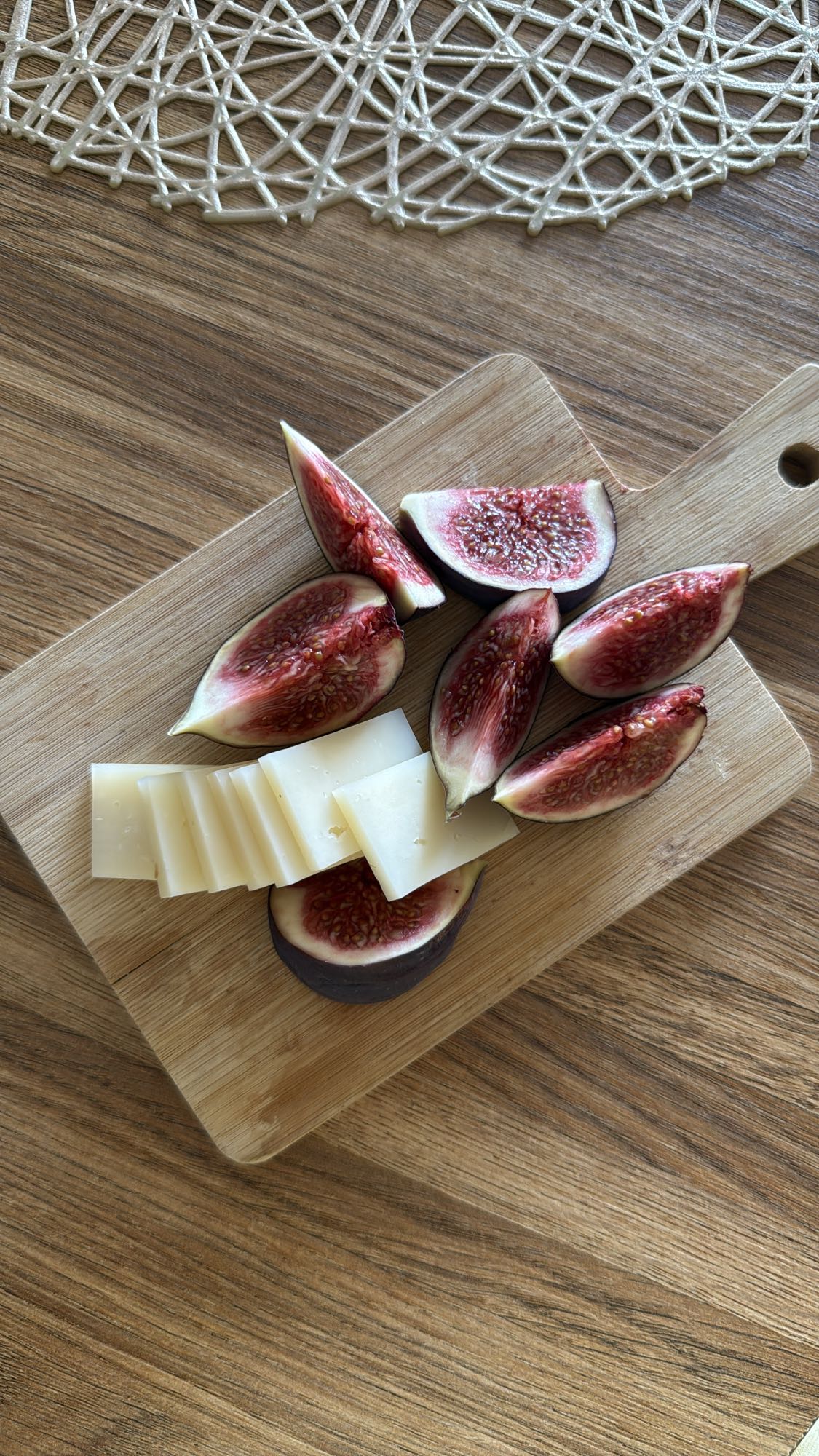 инжир с сыром
