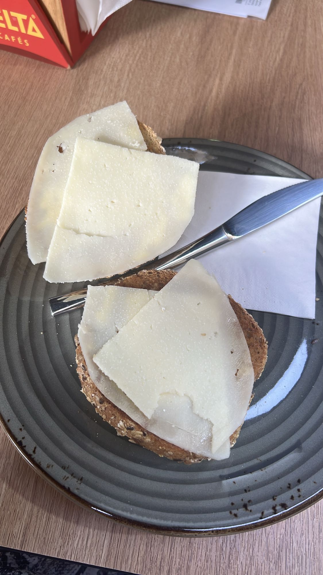 pan integral con queso