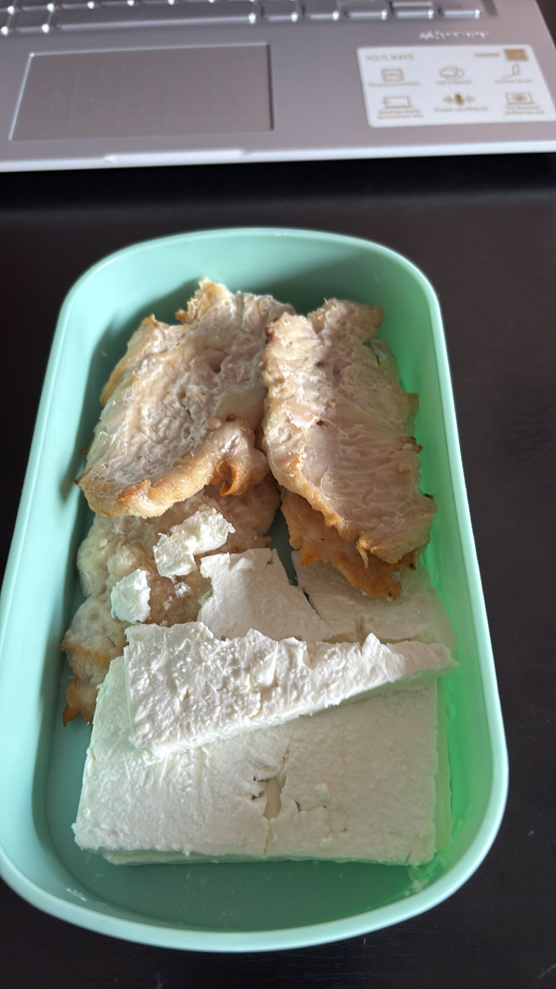 Piept de pui cu brânză