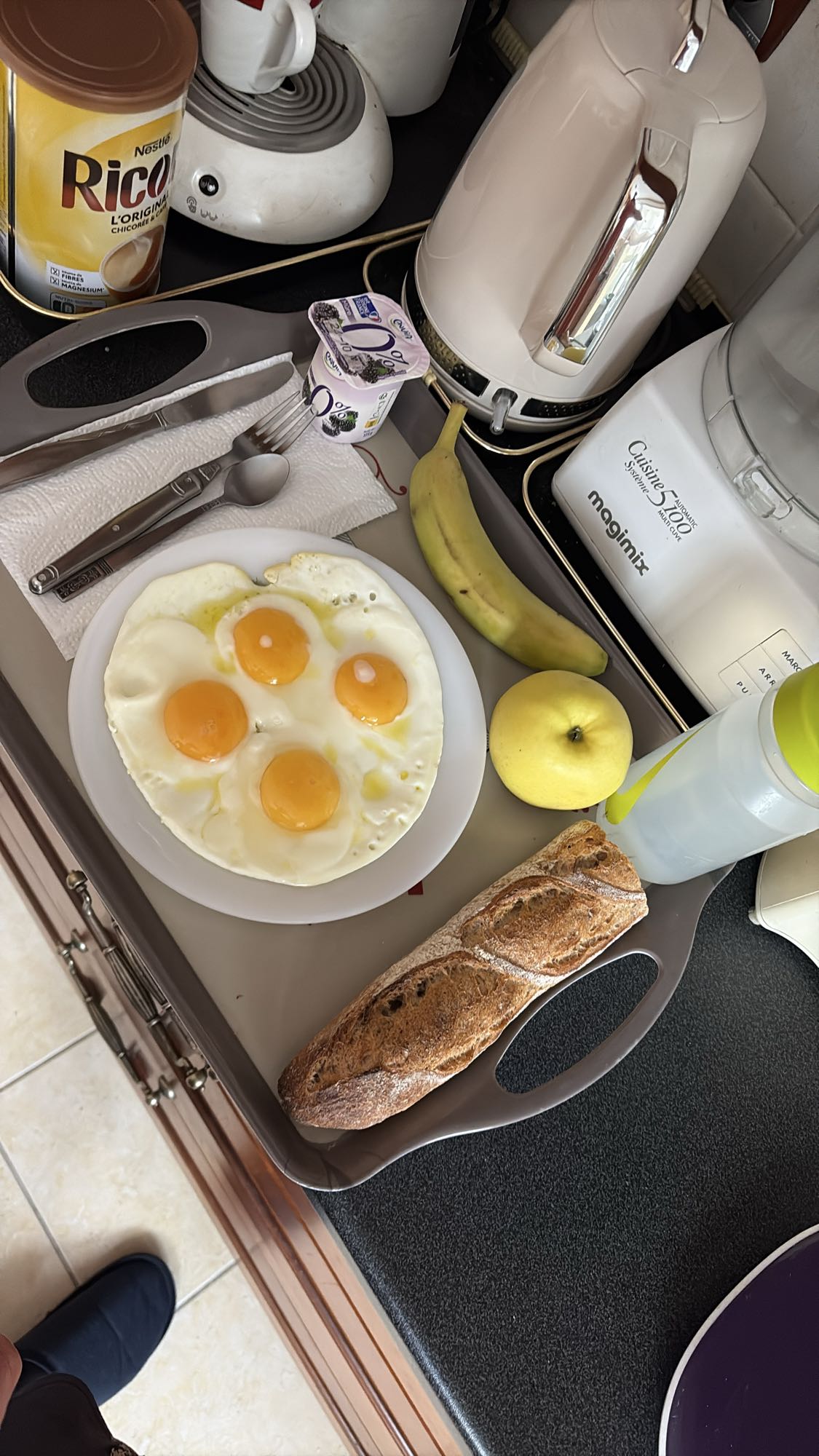 Petit-déjeuner complet