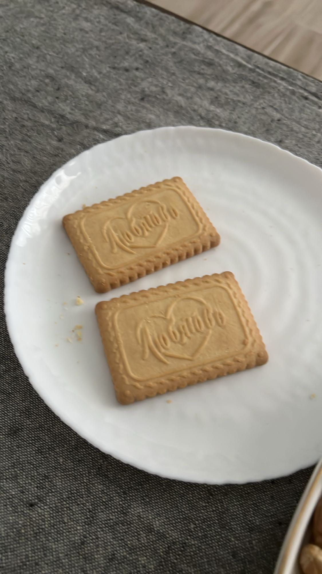 բիսկվիթ թխվածքաբլիթներ