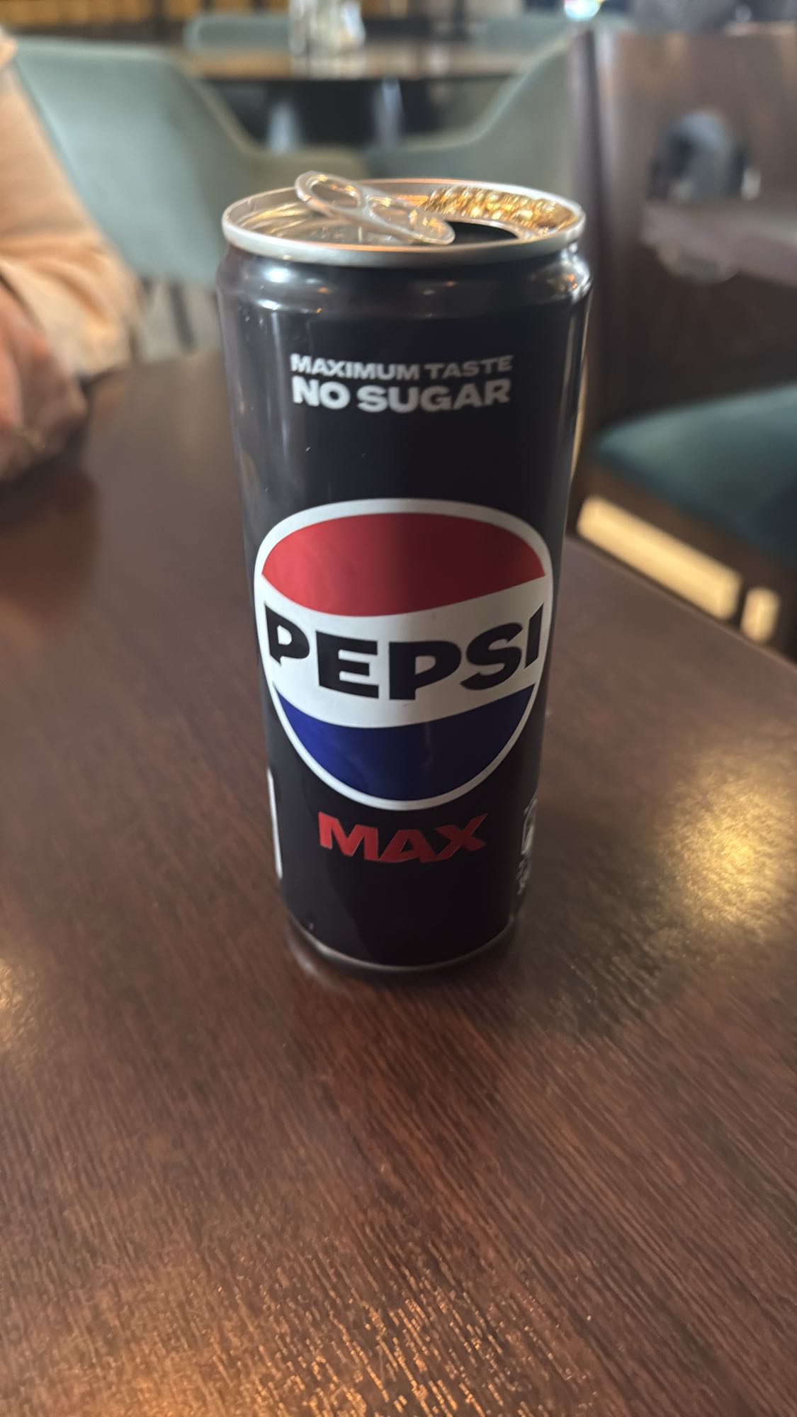 Pepsi Max burk