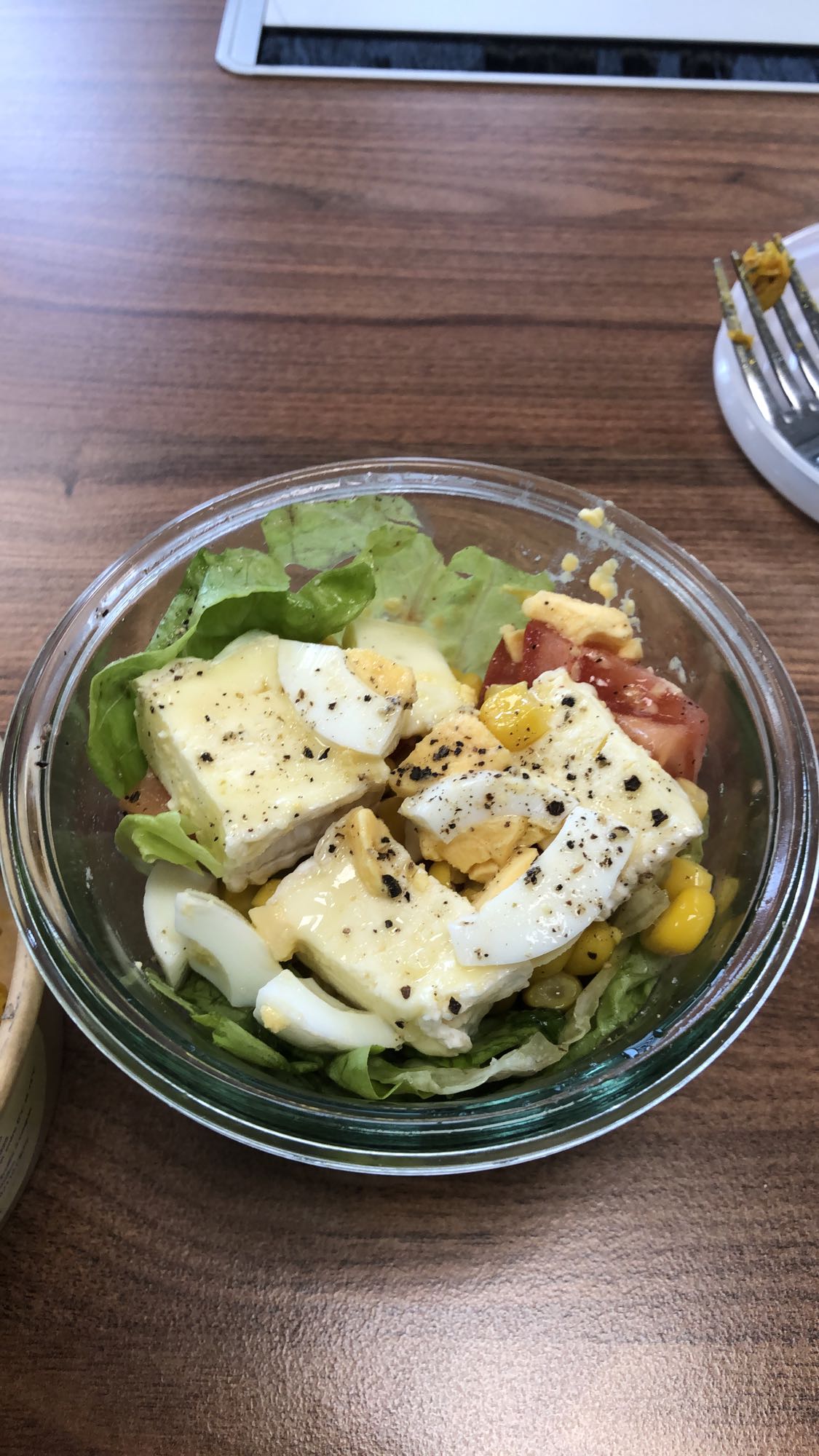 Salade œuf fromage