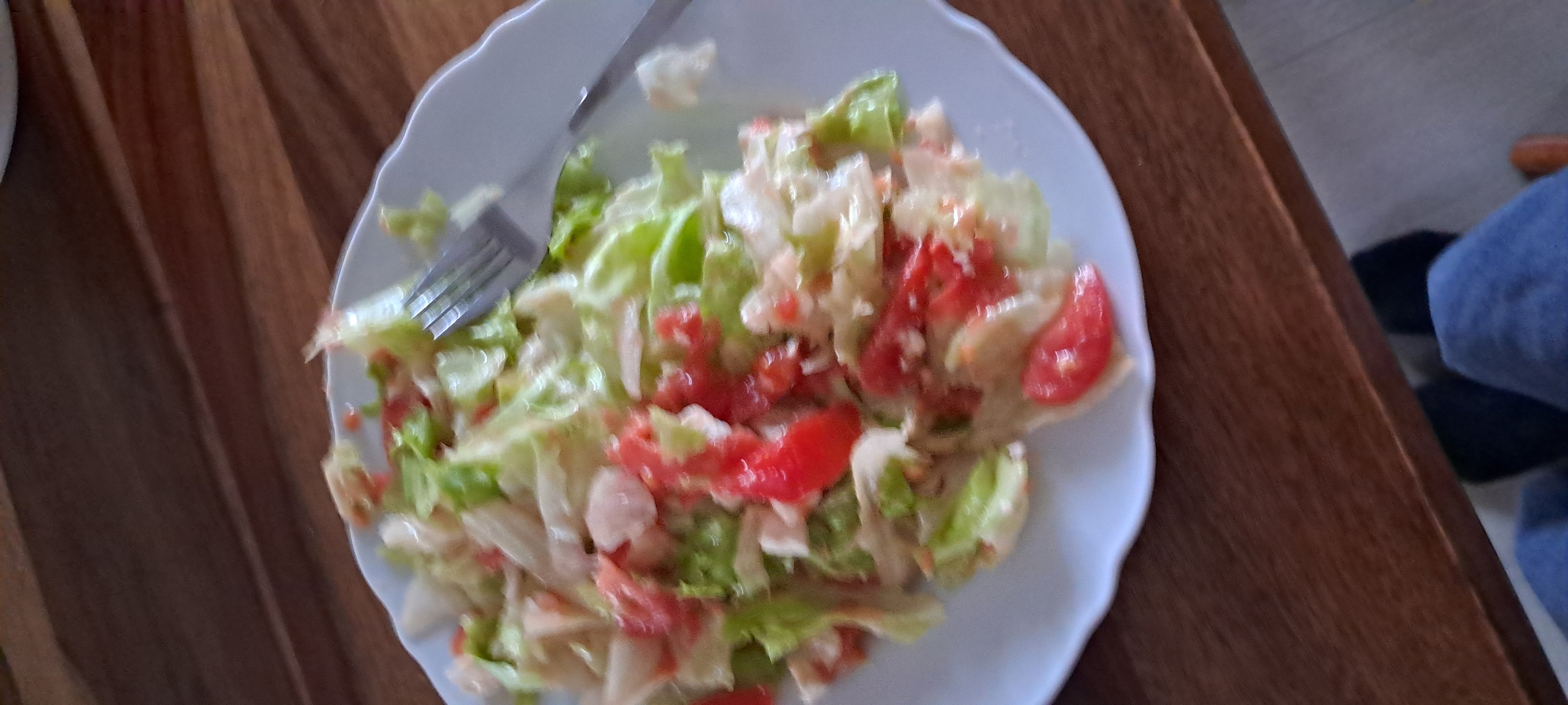 Tomato Lettuce Salad