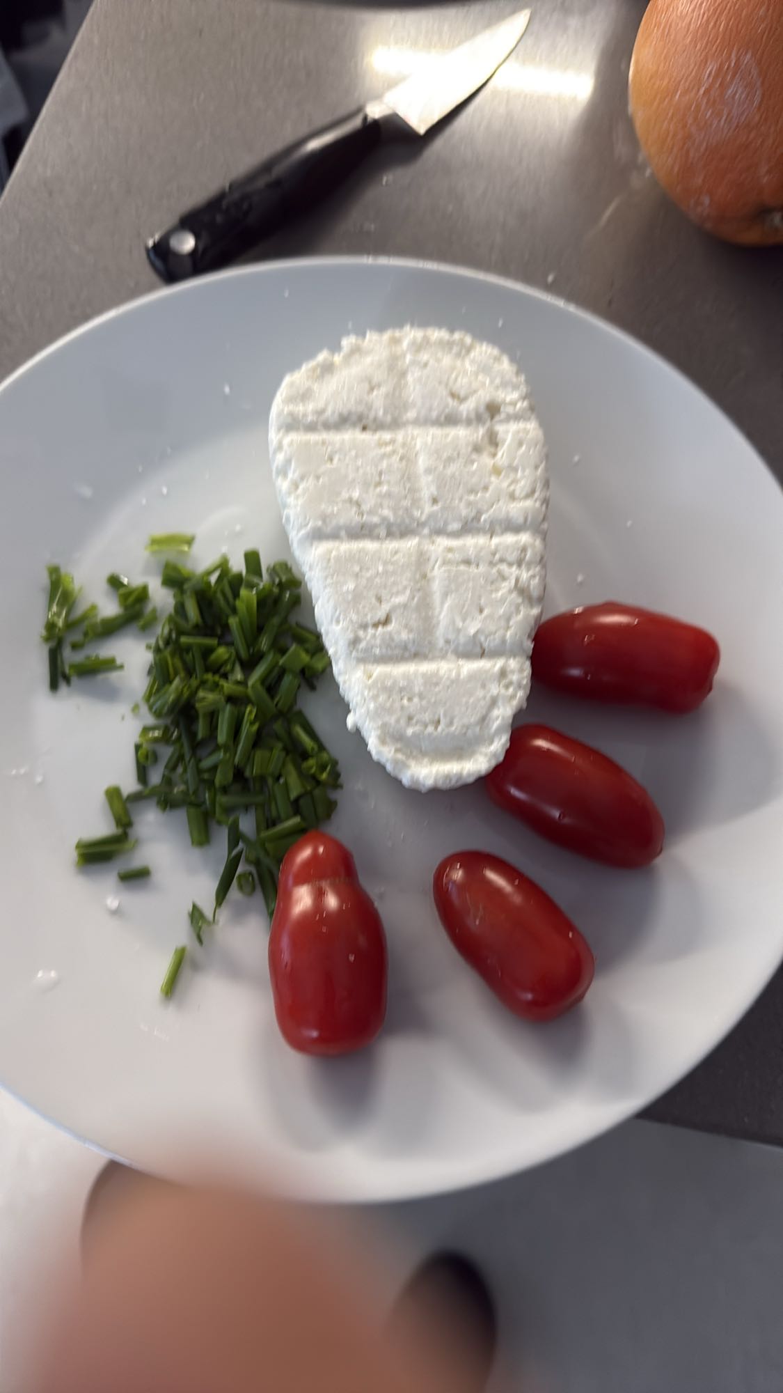 Twaróg z pomidorkami