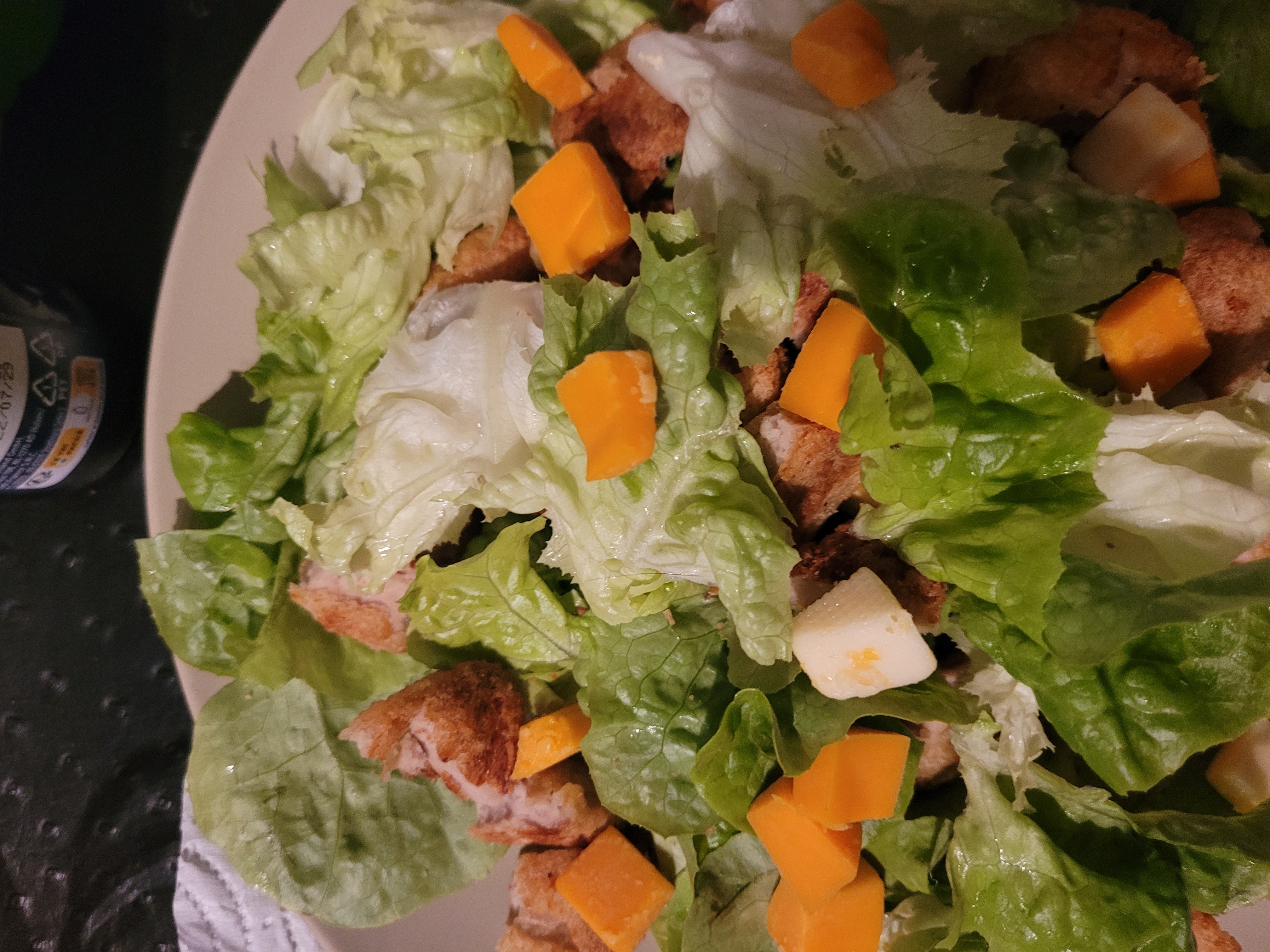 Salade poulet fromage