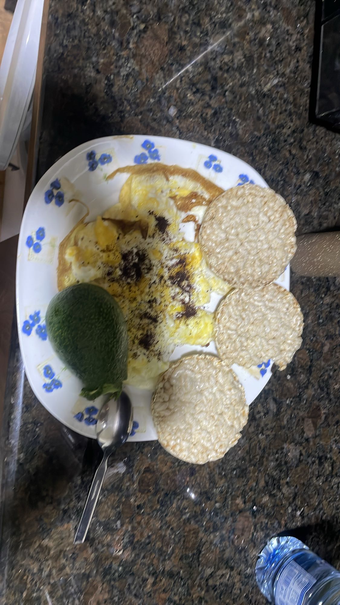 Eggs, rice cakes, avocado