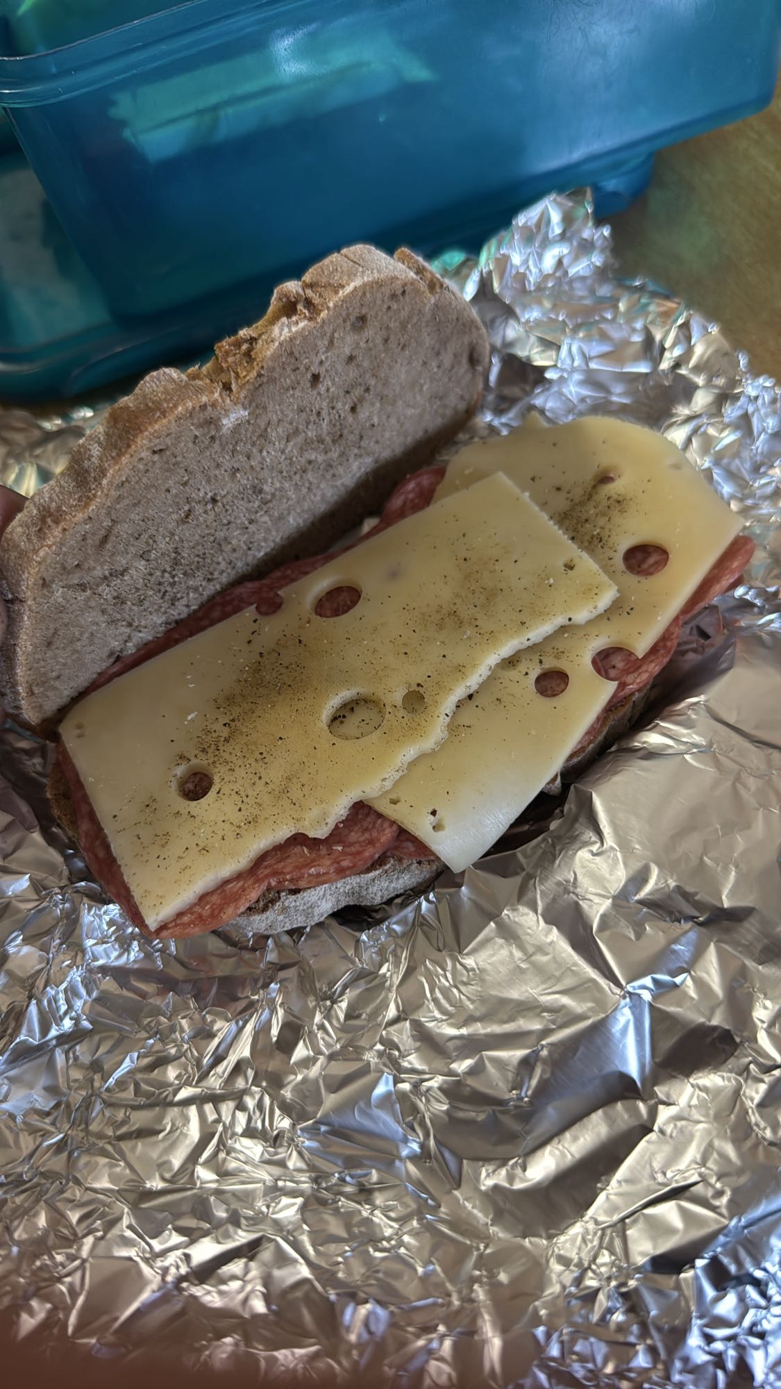 Käse-Salami-Sandwich