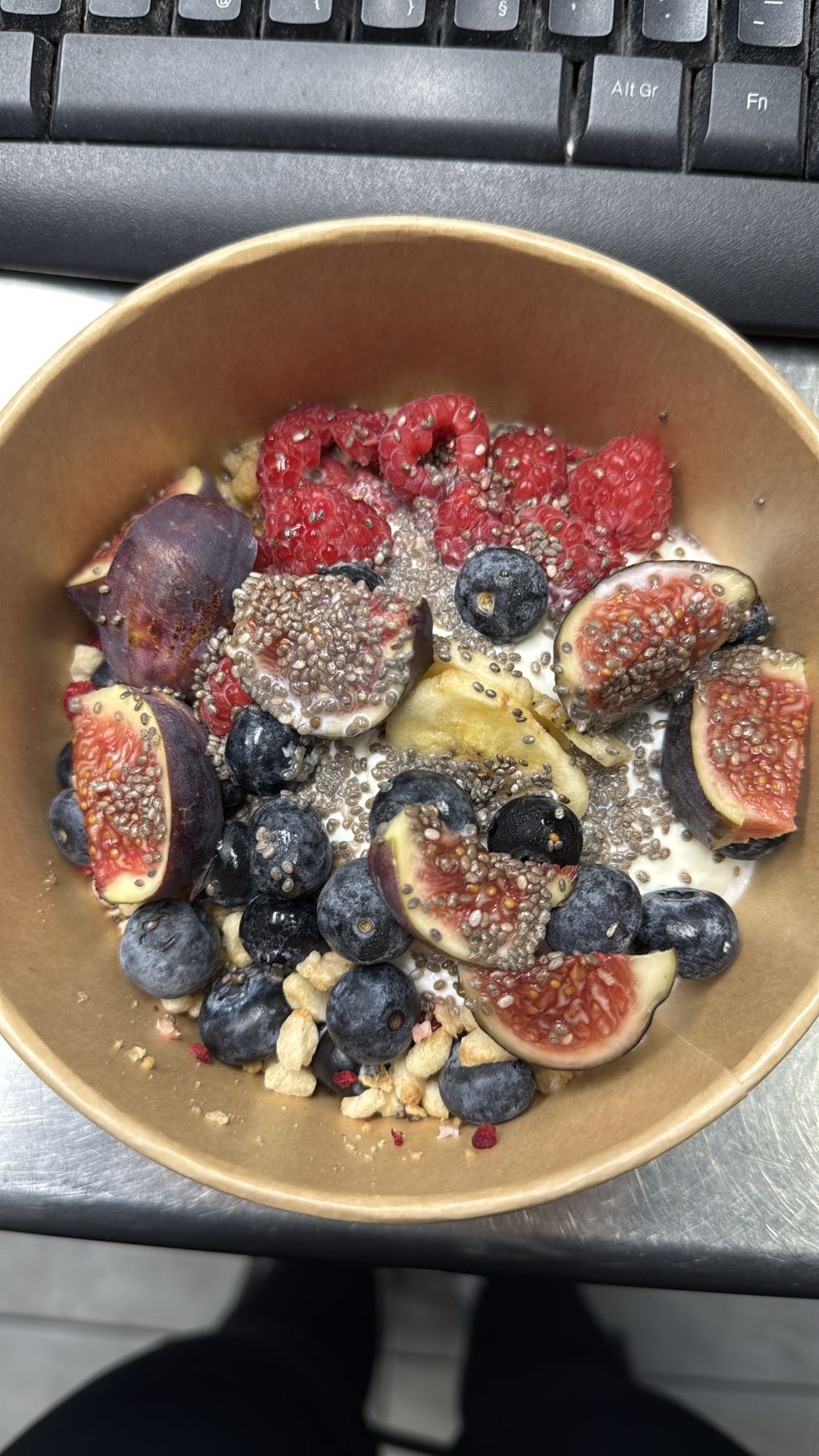 Berry Fig Yogurt Bowl