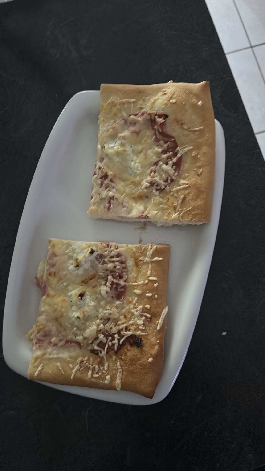 Tranches de pizza maison