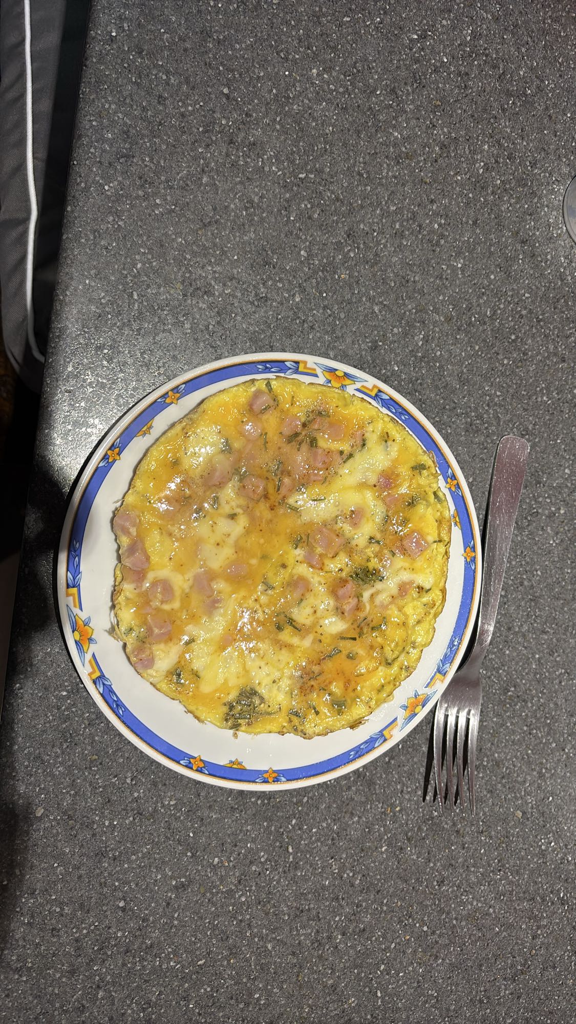 Omelette au jambon