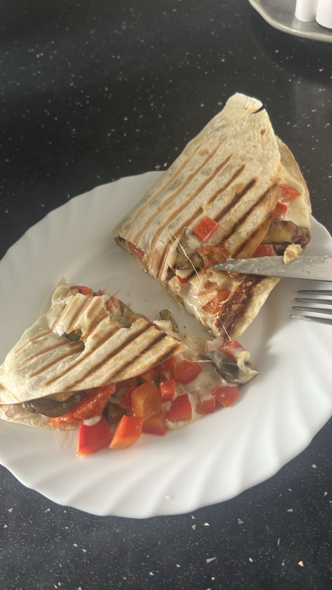 Grillowana tortilla z warzywami