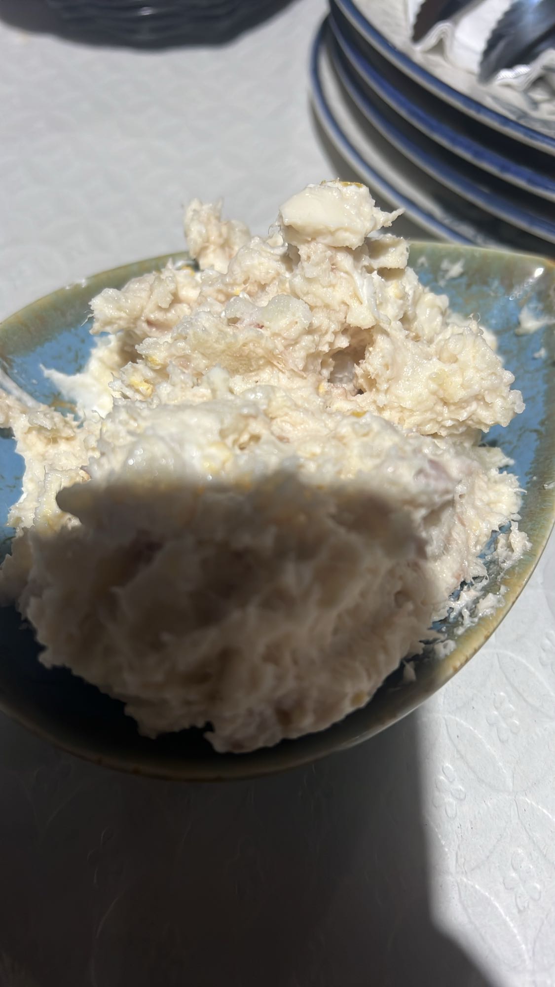 ensalada de atún cremosa