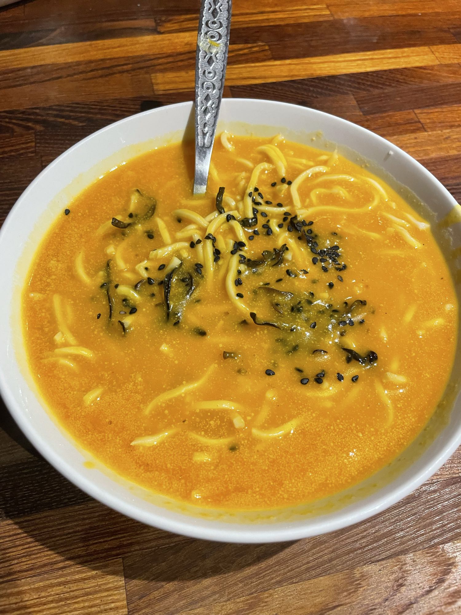 zupa dyniowa z makaronem