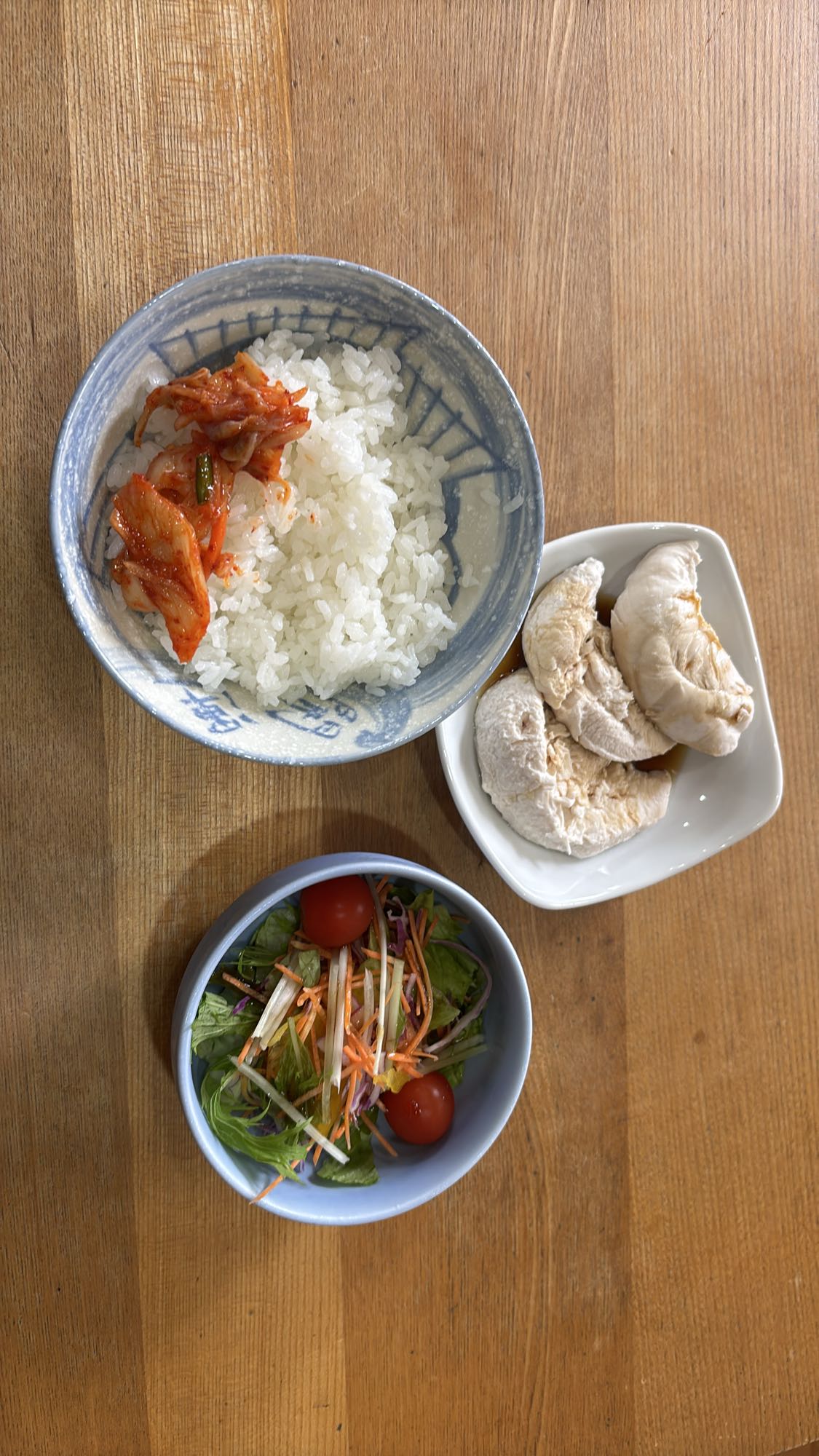 鶏むね肉とサラダ定食