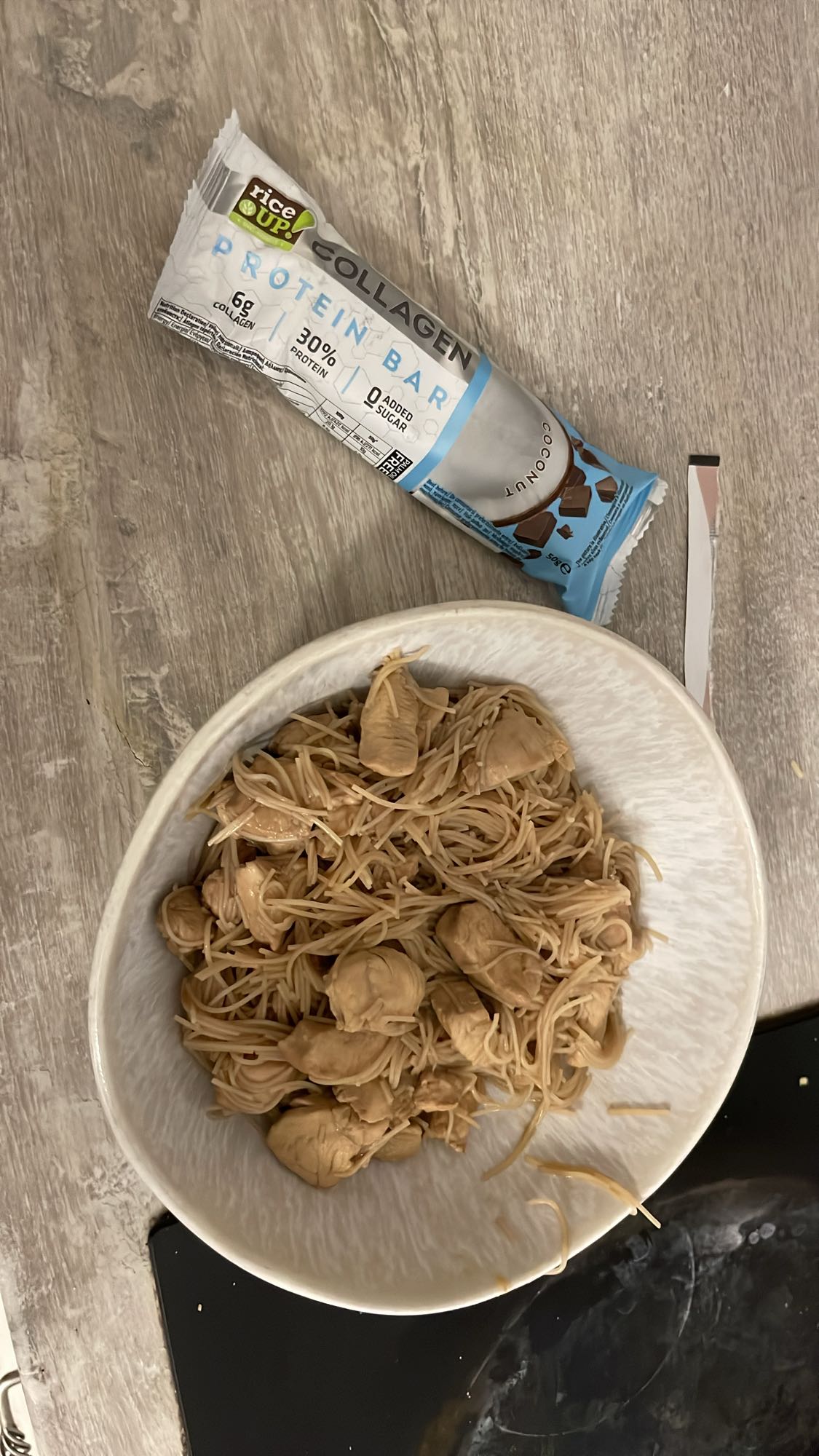 Tăiței cu pui și baton