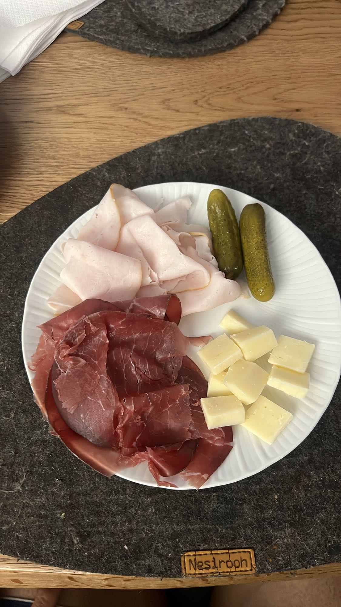 Et ve peynir tabağı