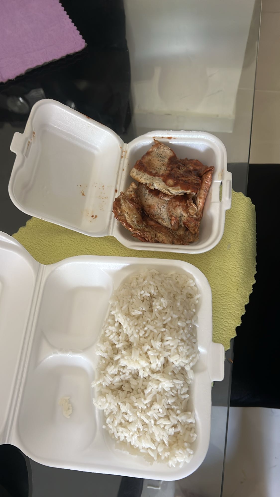 Pollo con arroz blanco