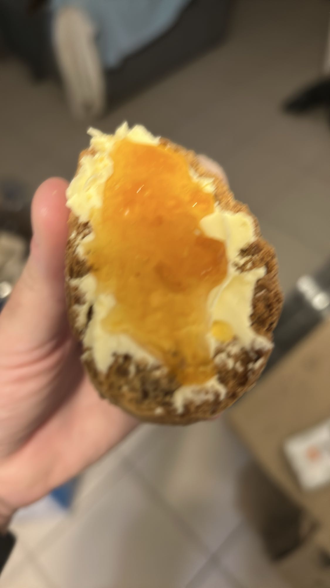 Pain beurre confiture