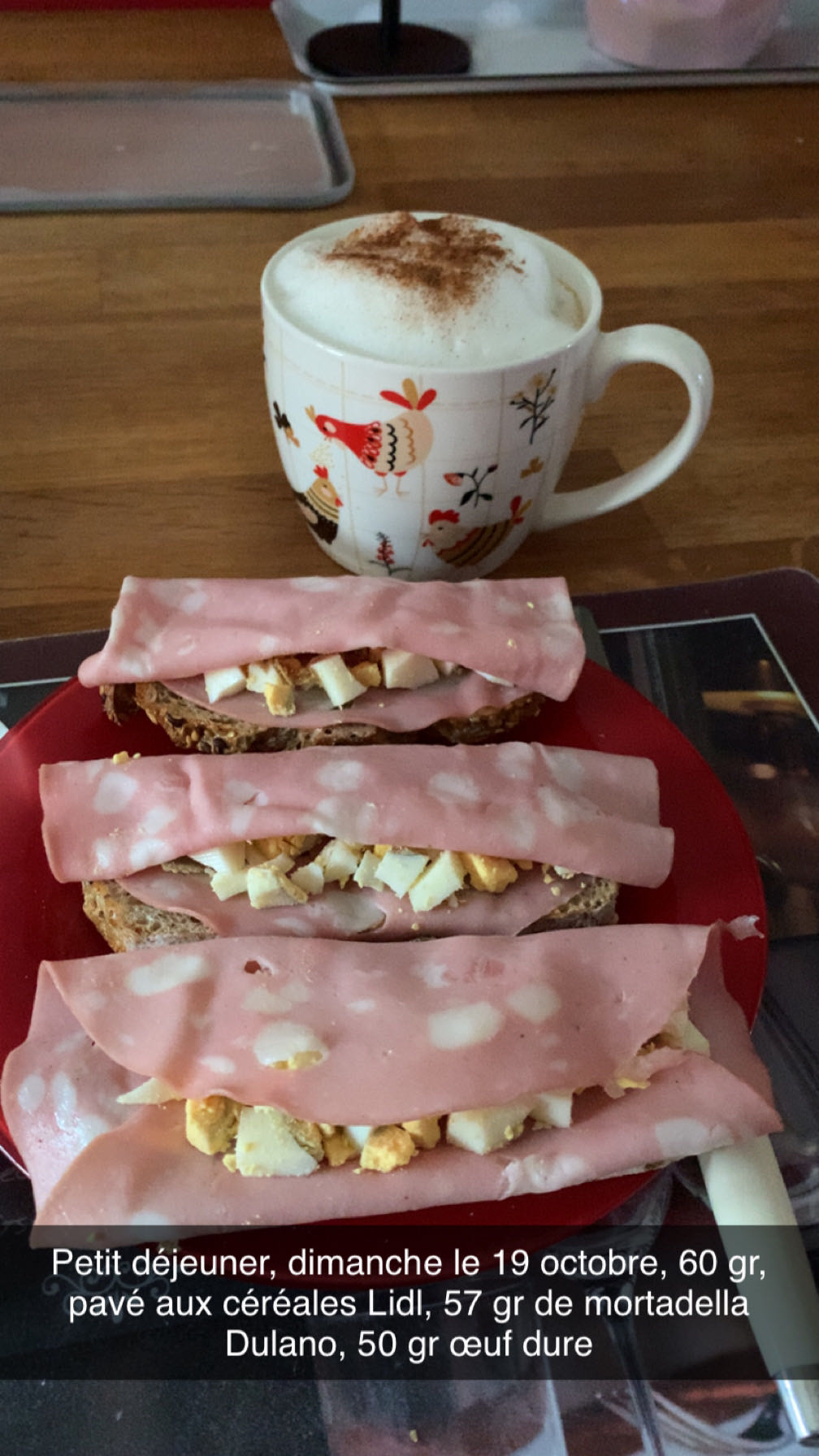 Tartines mortadelle œuf café