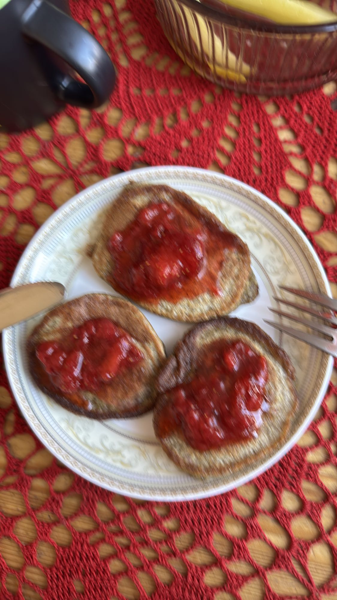 Banana Pancakes w/ Jam