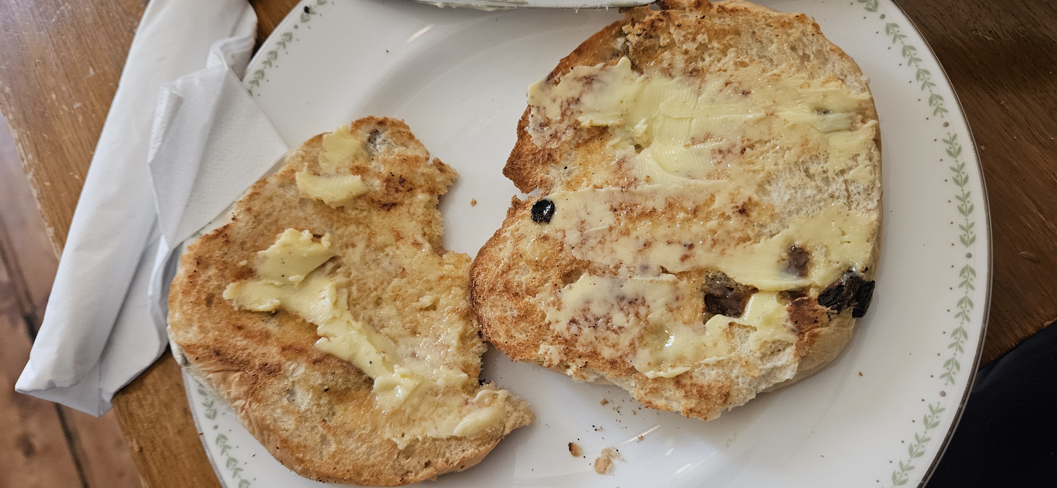 Toasted bun with butter