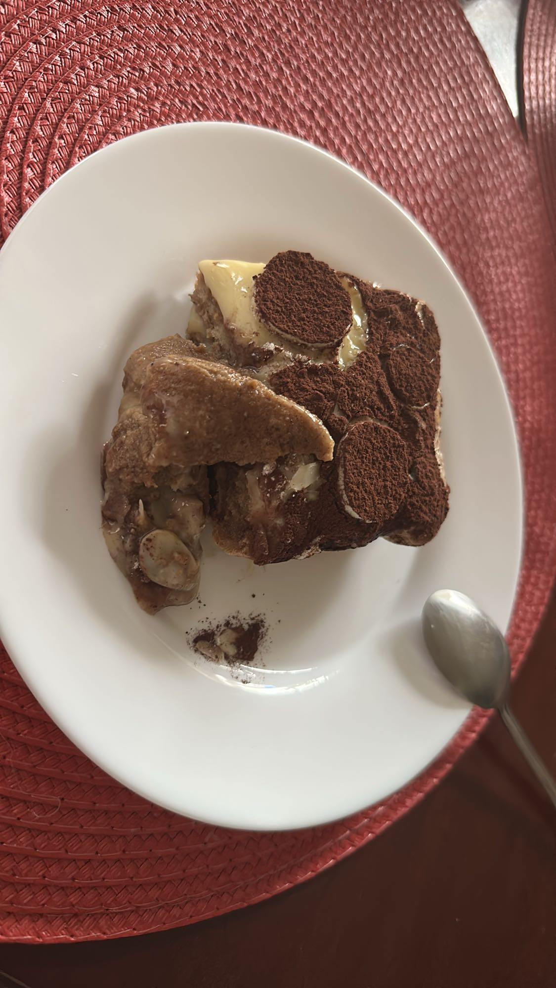 Desert cu cacao și cremă