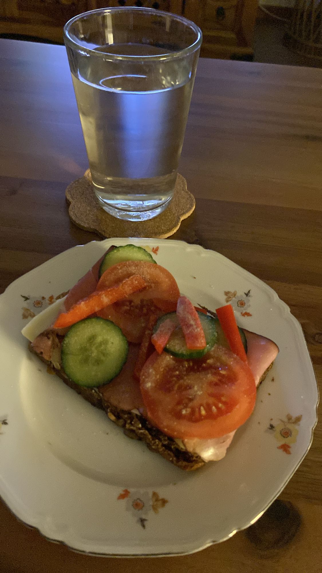 Smörgås med grönsaker