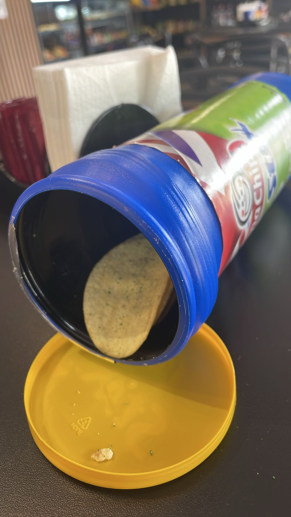 Batata chips em tubo