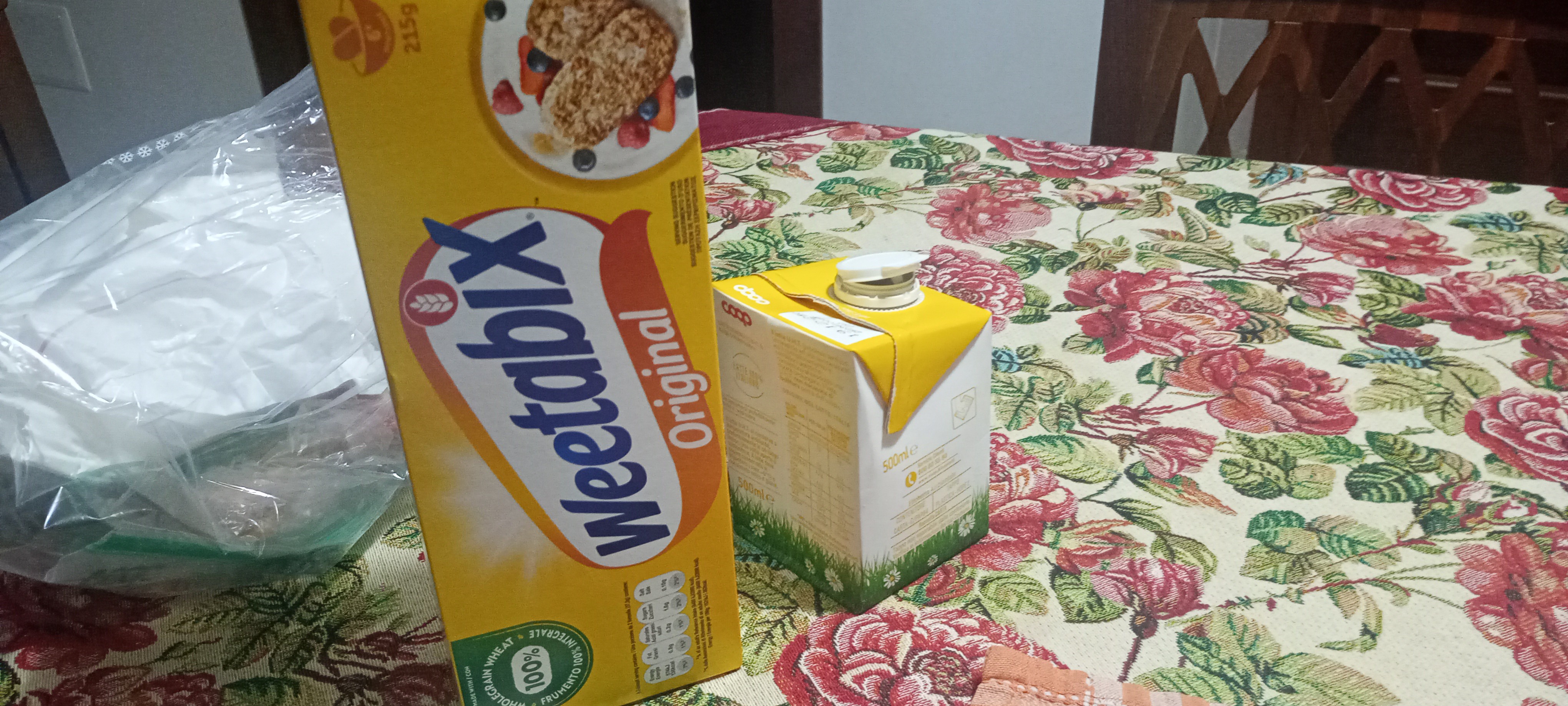 Weetabix with milk