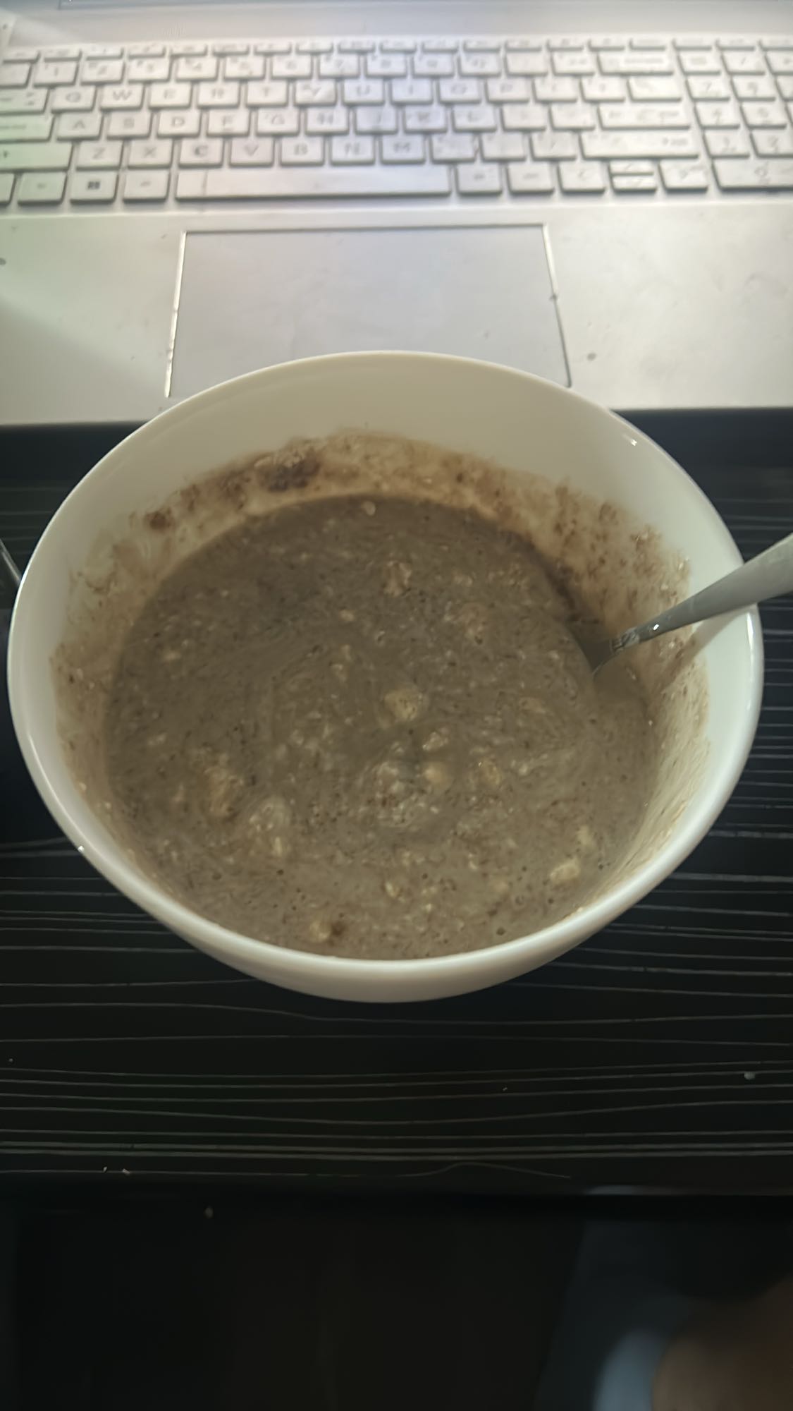 Chocolate protein oats