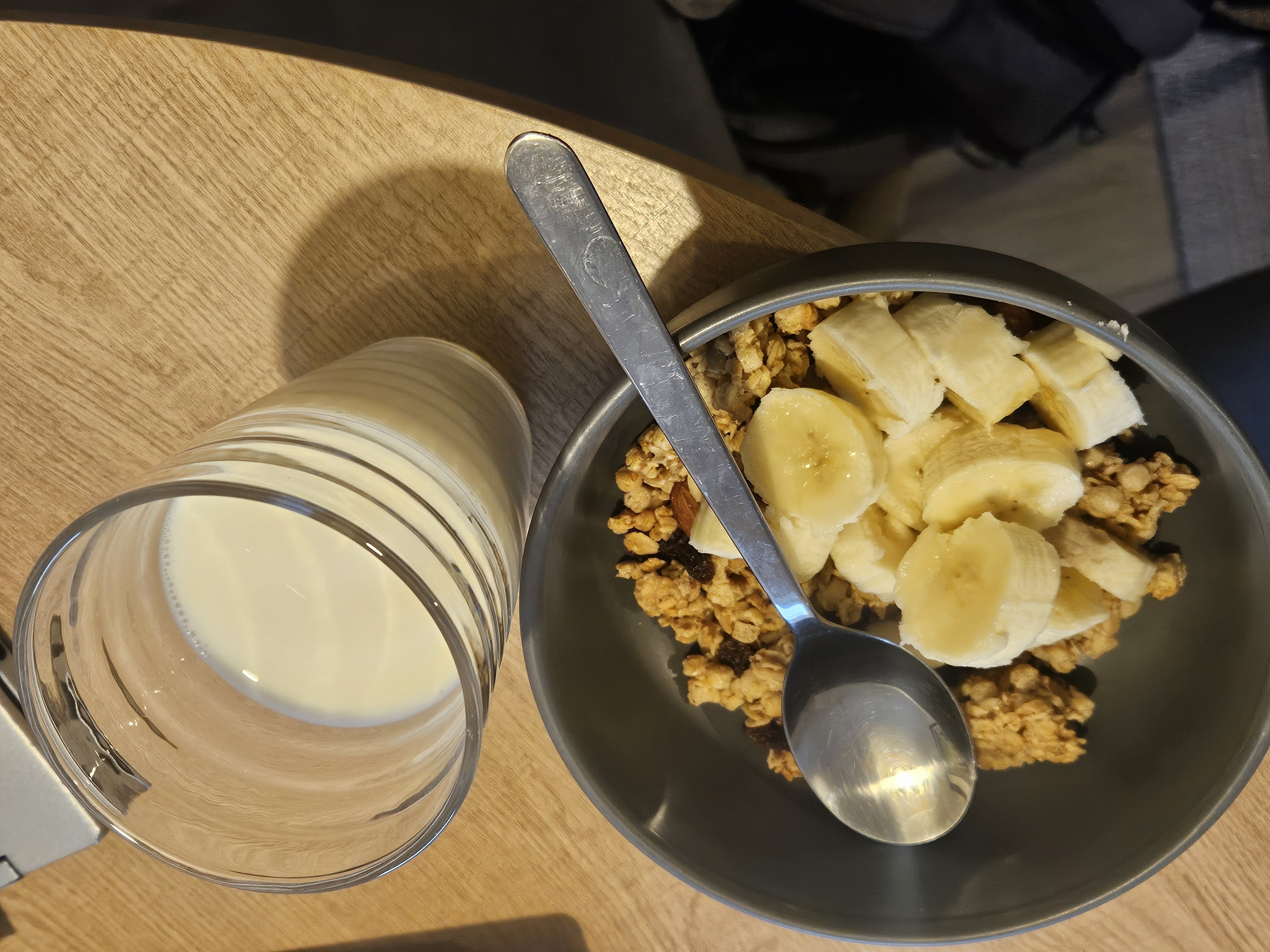 Granola Banana Breakfast