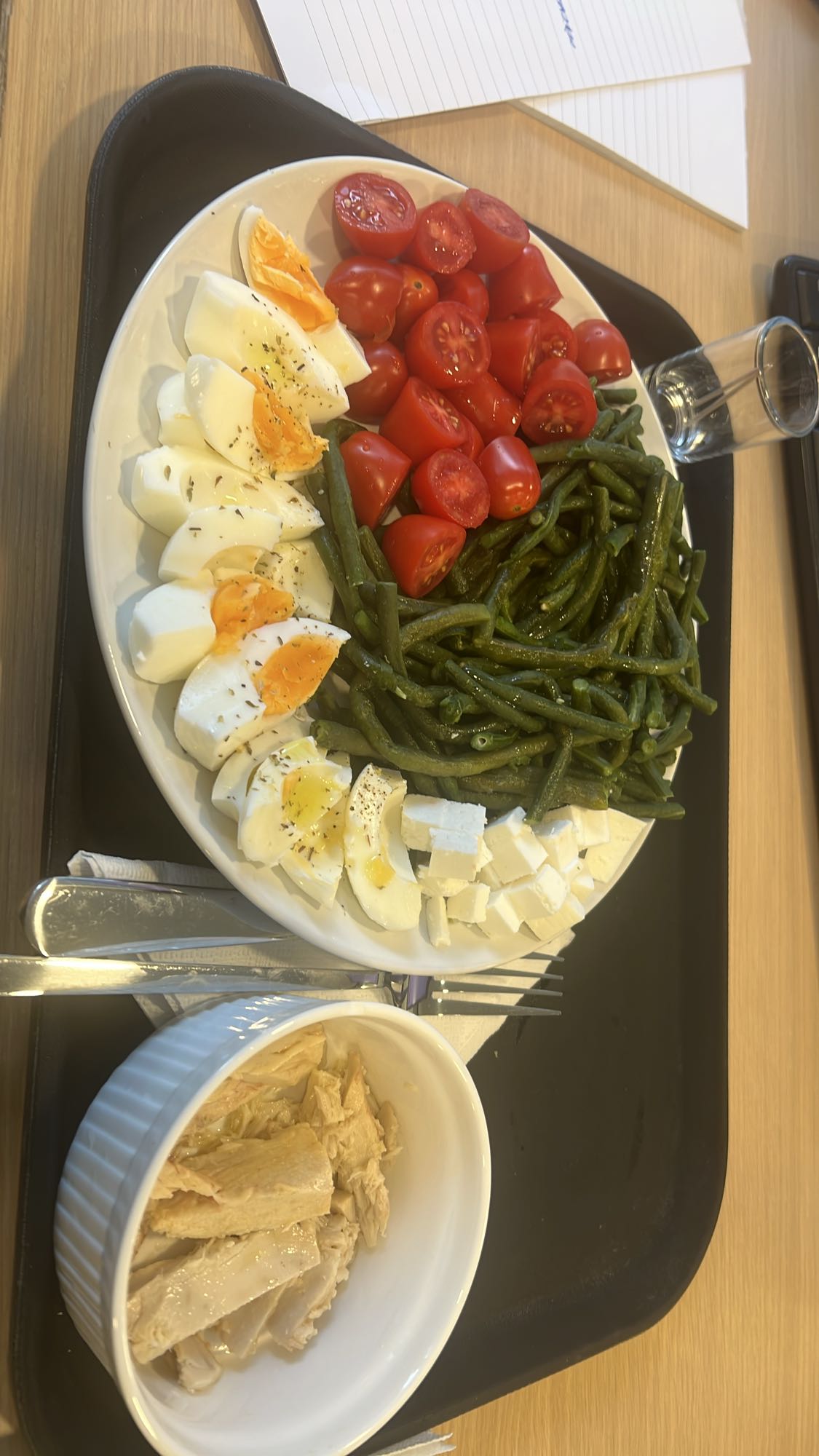 Σαλάτα με τόνο και αυγό