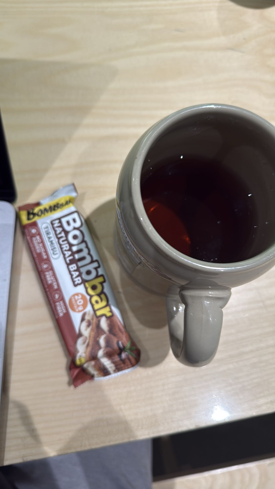 Protein bar and tea