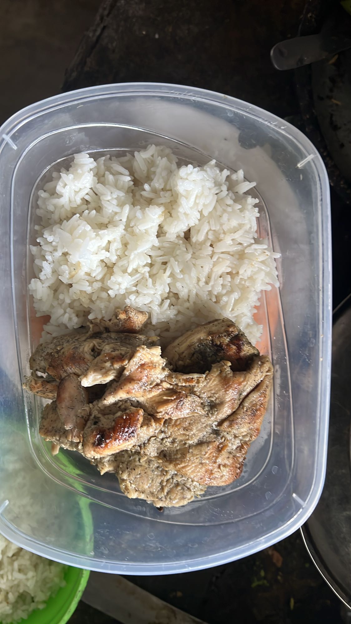 Pollo con arroz blanco