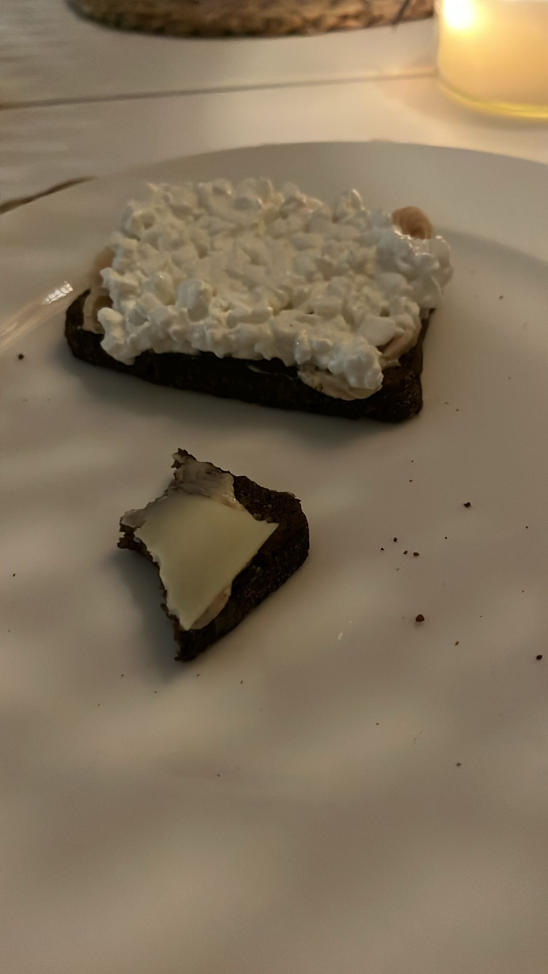 Knäckebröd med pålägg