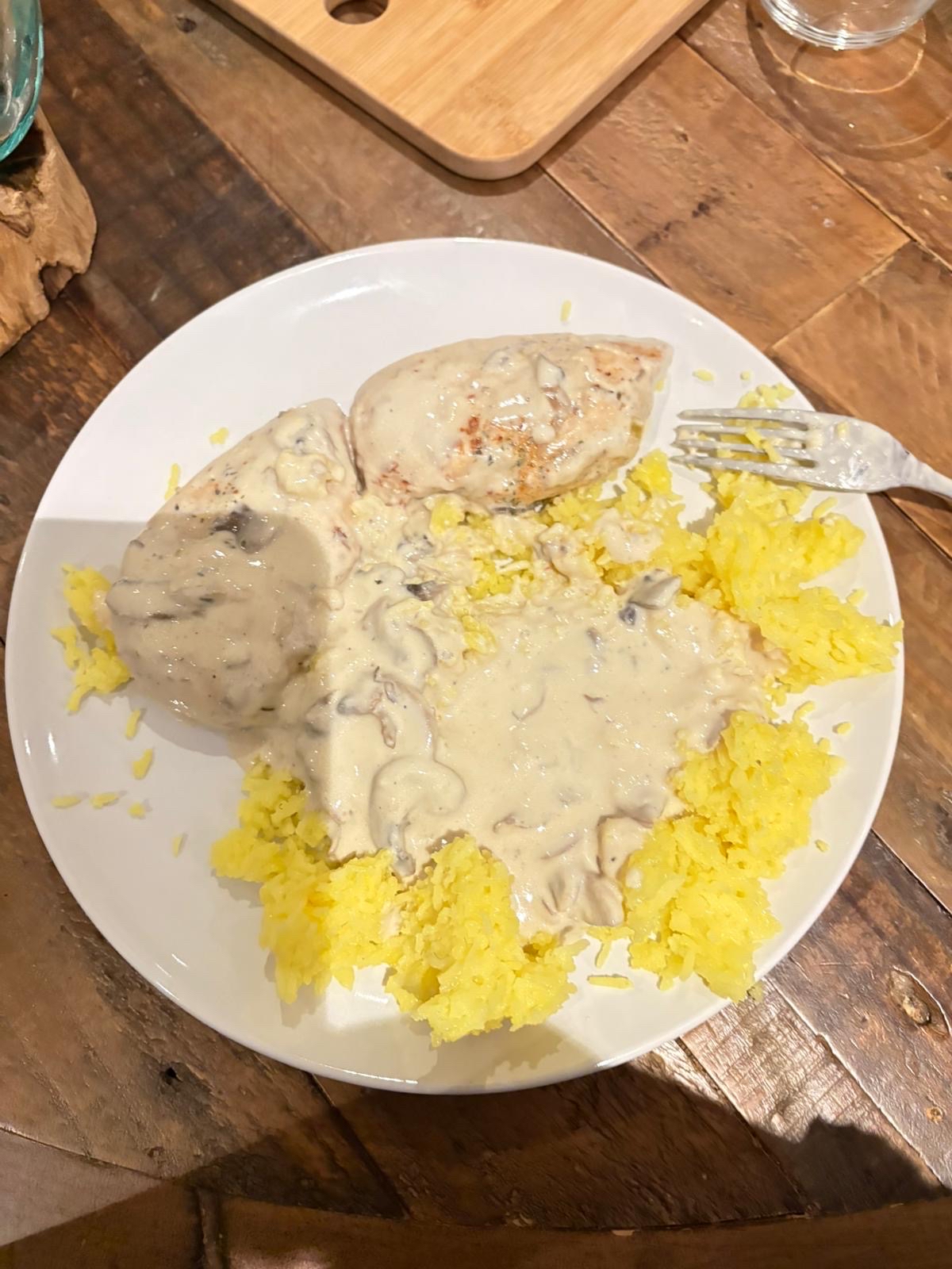 Kyckling med ris och svampsås