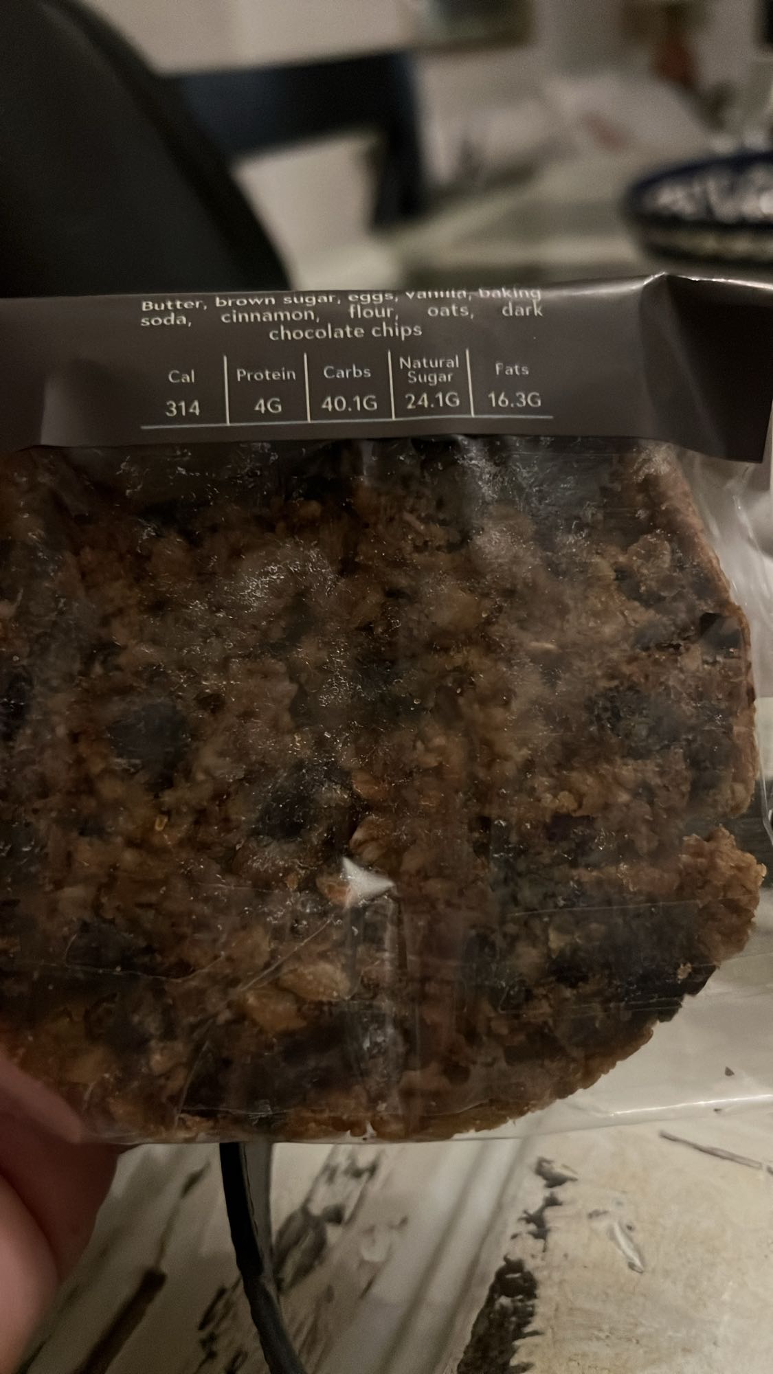 Oat Chocolate Chip Bar