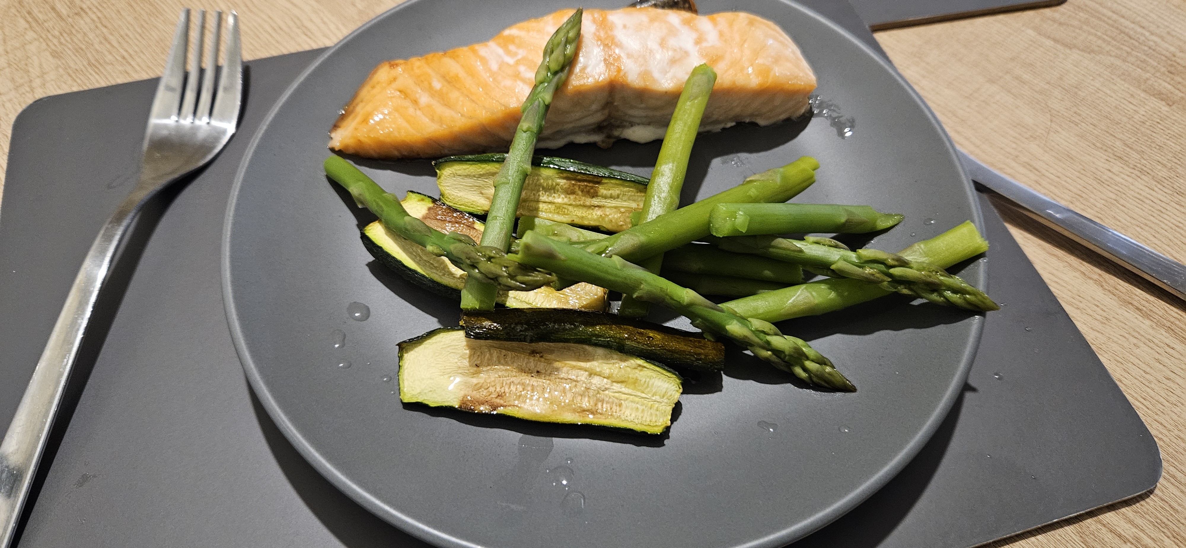 Salmon with Veggies